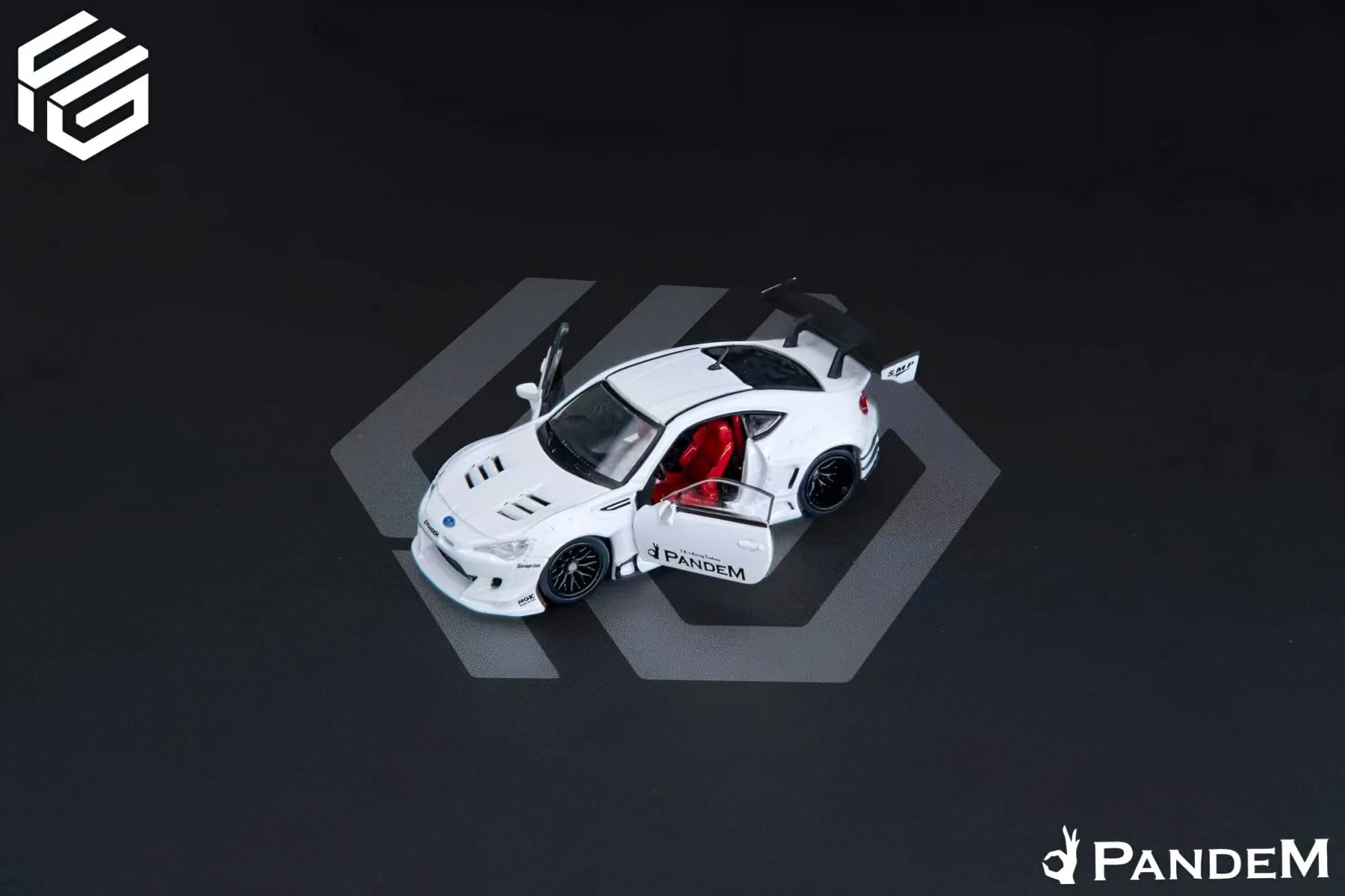 FG Models 1:64 Subaru BRZ Fully Open Pandem Modified Pearl White