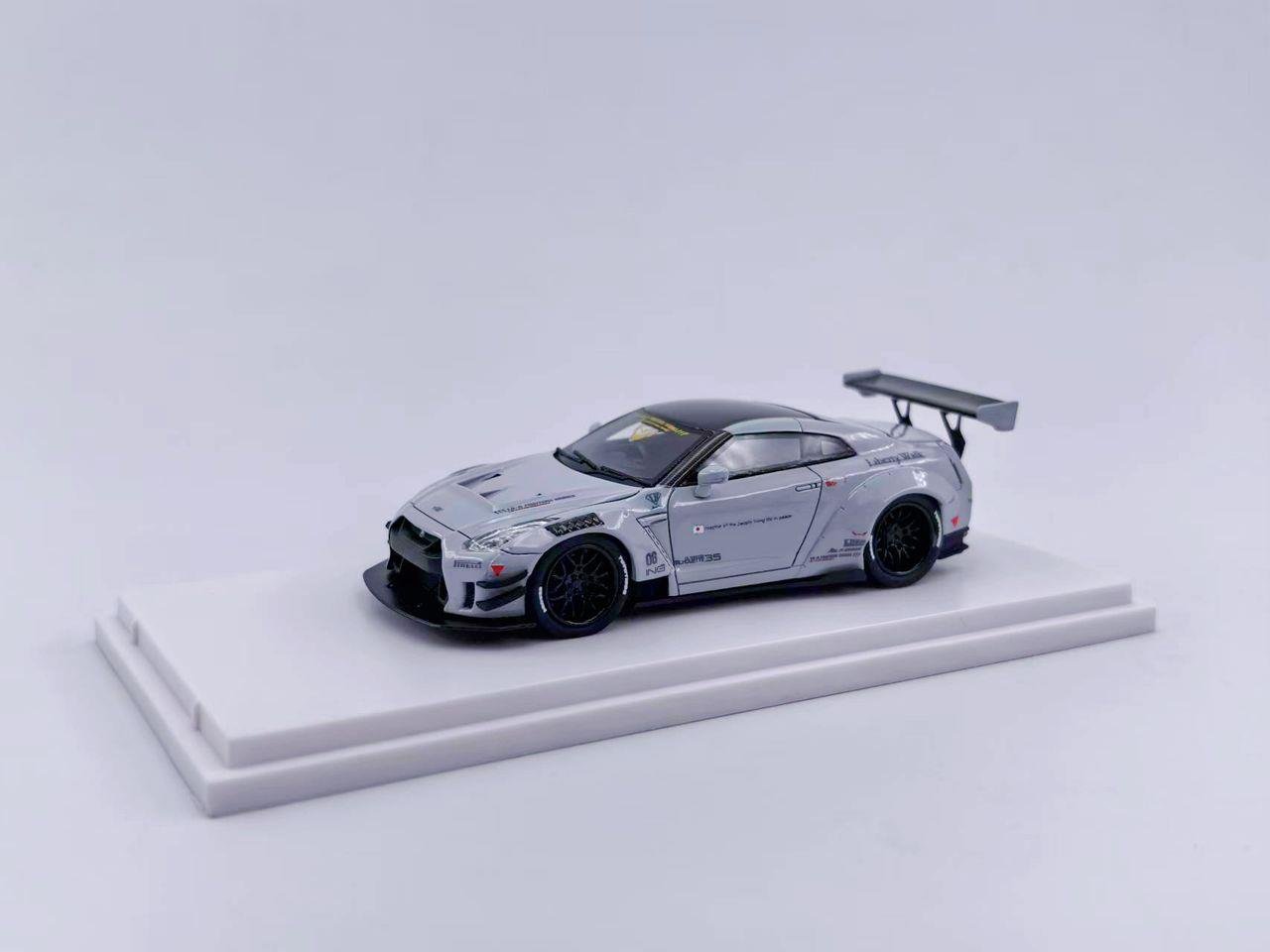 RR Model GT-R R35 Wide-Body Modified Grey