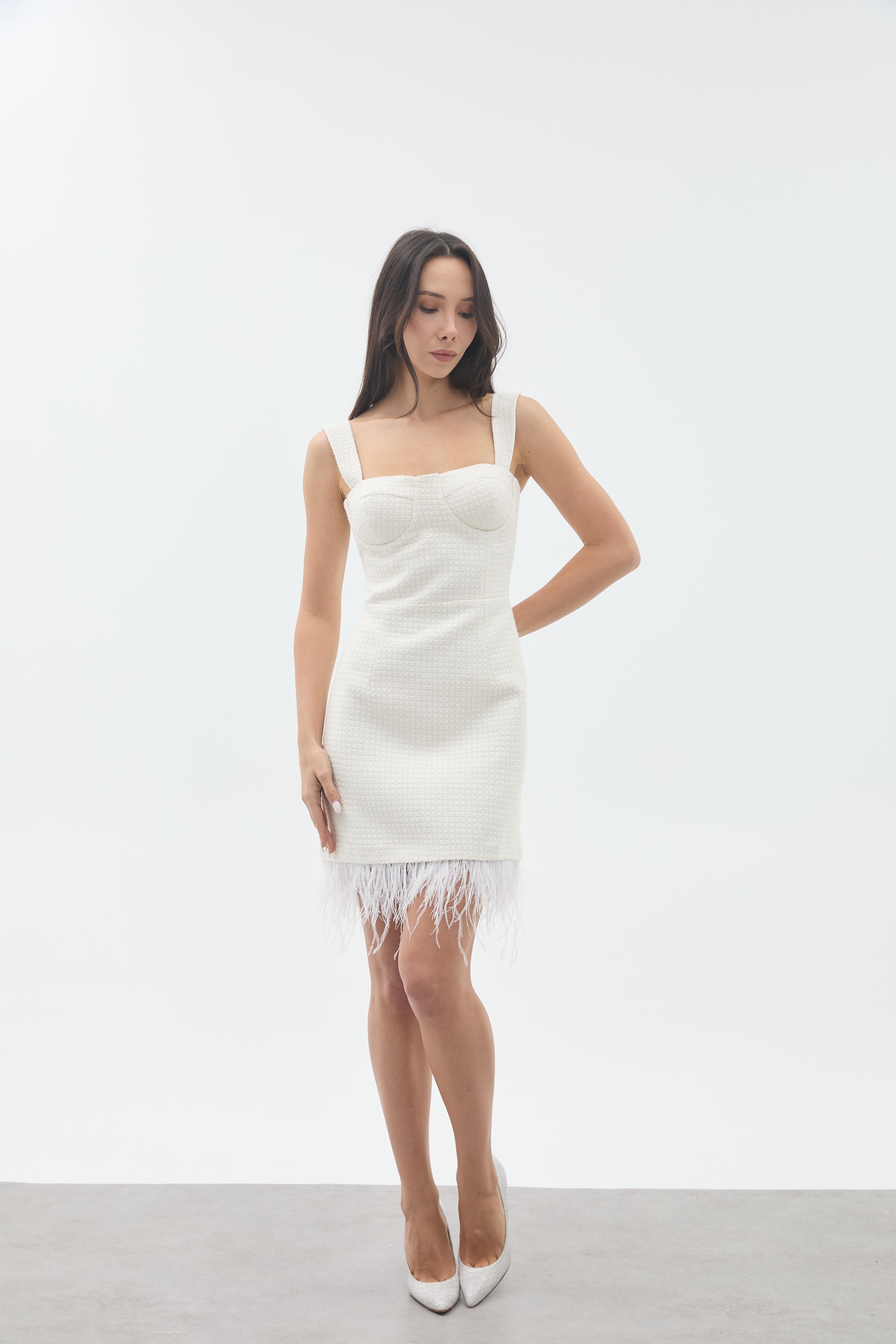 OTRİŞLİ MİNİ ELBİSE