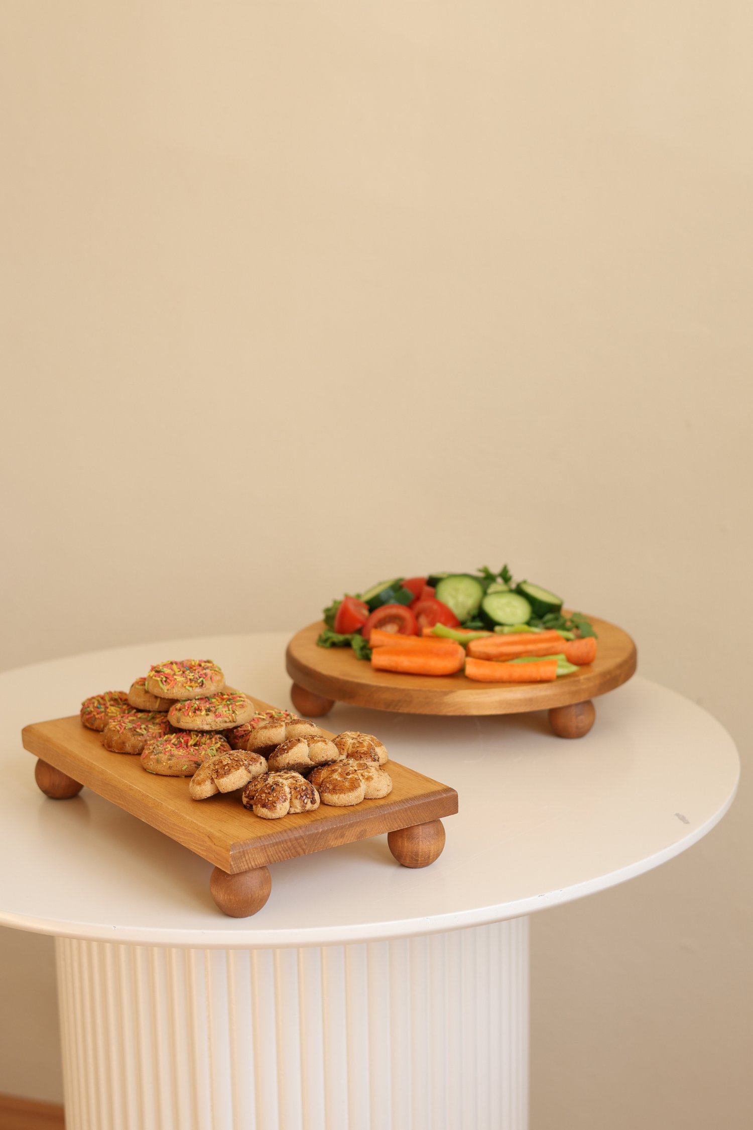 2 Li Risus Top Ayaklı 29 Cm Ve 17x30 Cm Ahşap Dikdörtgen Pasta Sunum Servis Tabağı Seti