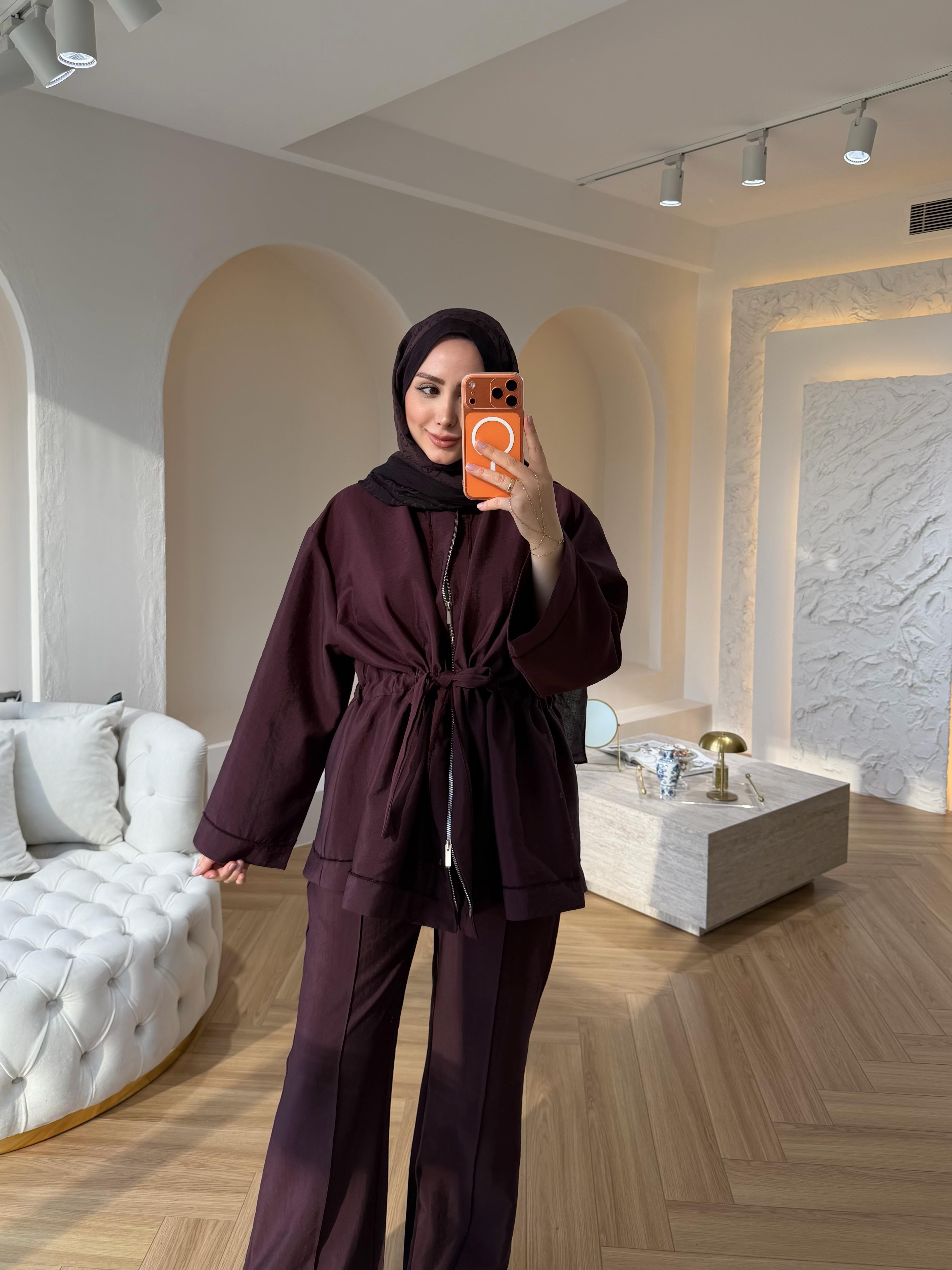 AMOR BELİ BÜZGÜLÜ CUPRA TAKIM