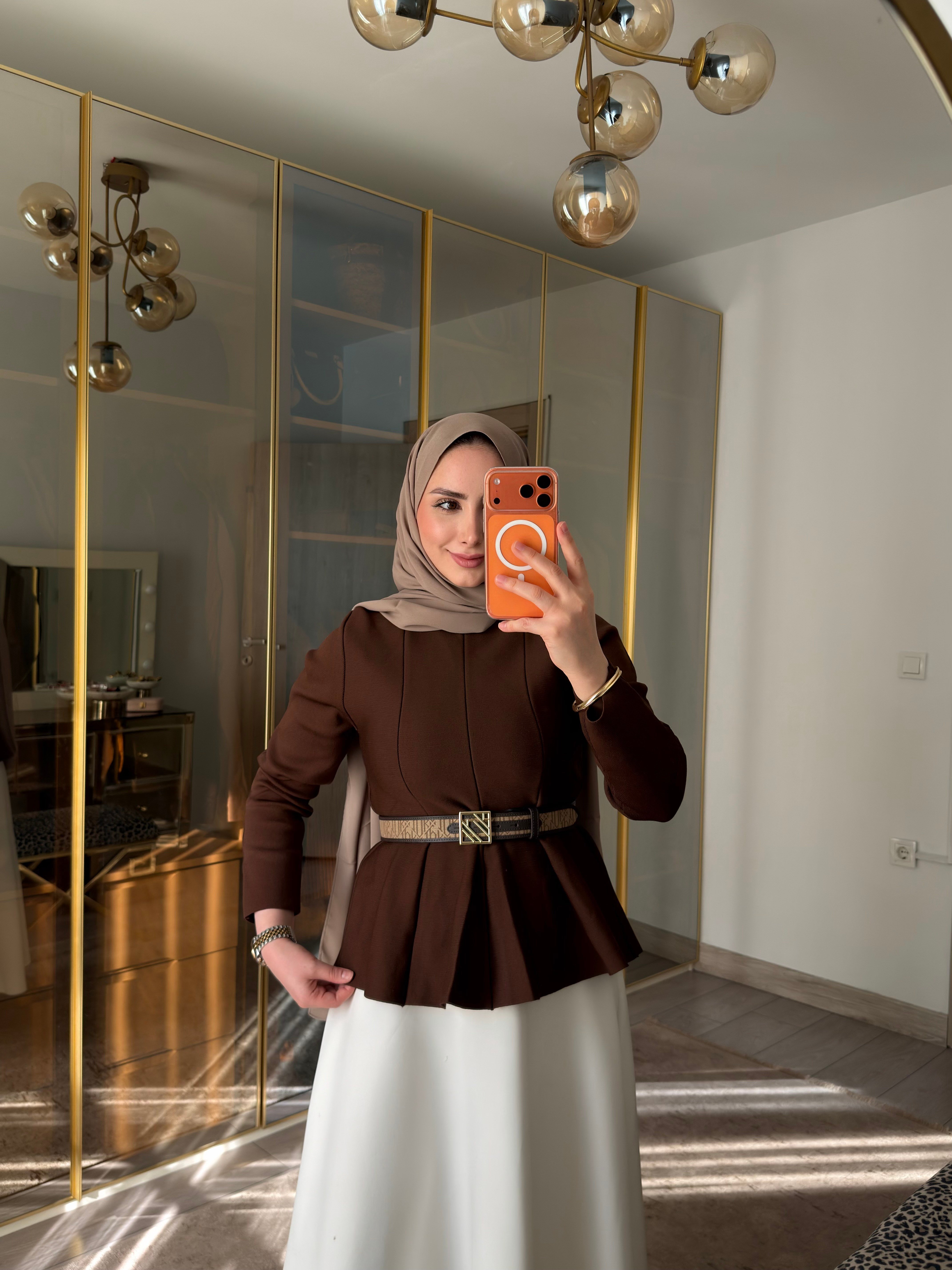 BELİS BEL VURGULU TRİKO ÜST KAHVE 