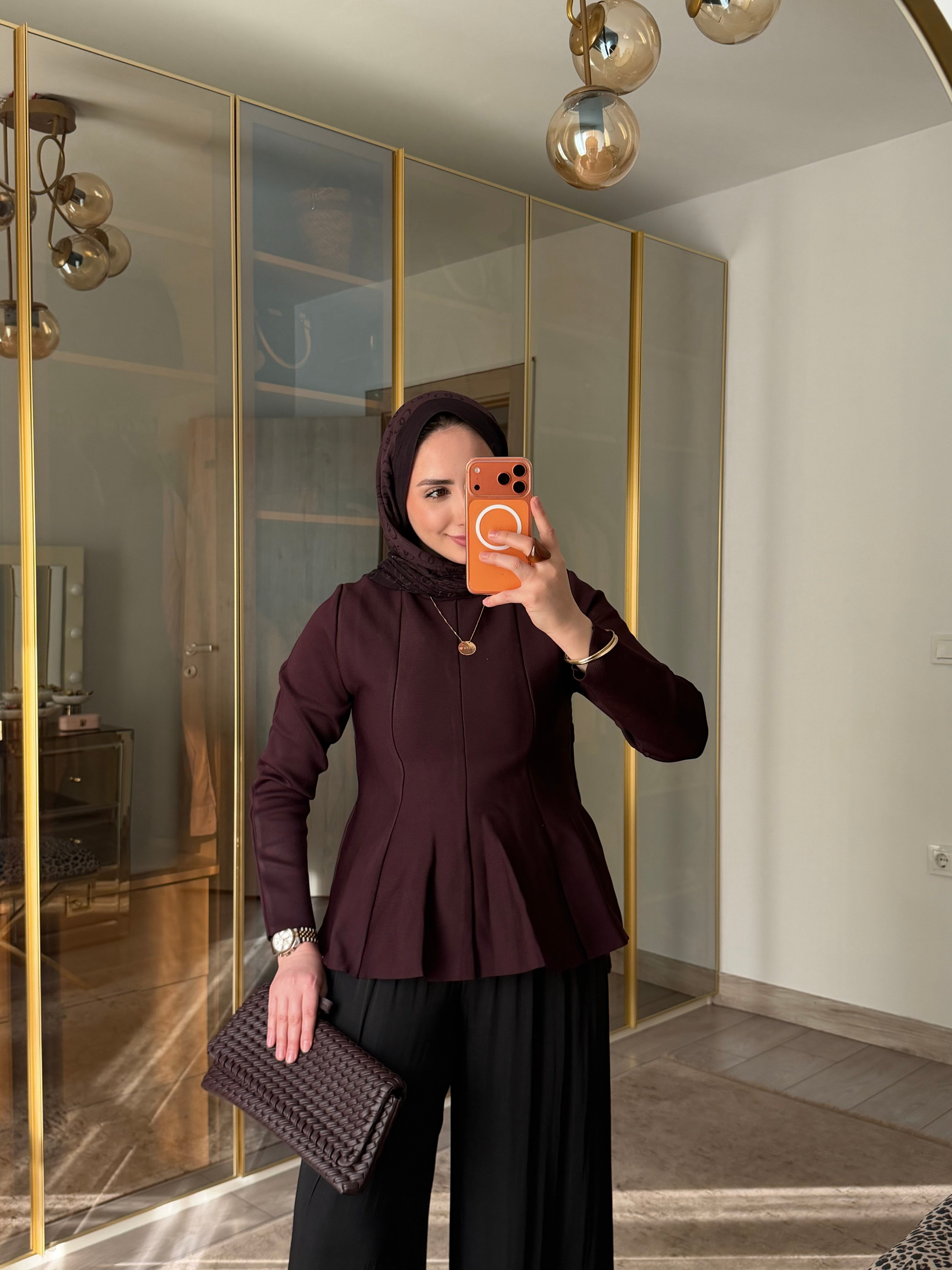 BELİS BEL VURGULU TRİKO ÜST MÜRDÜM