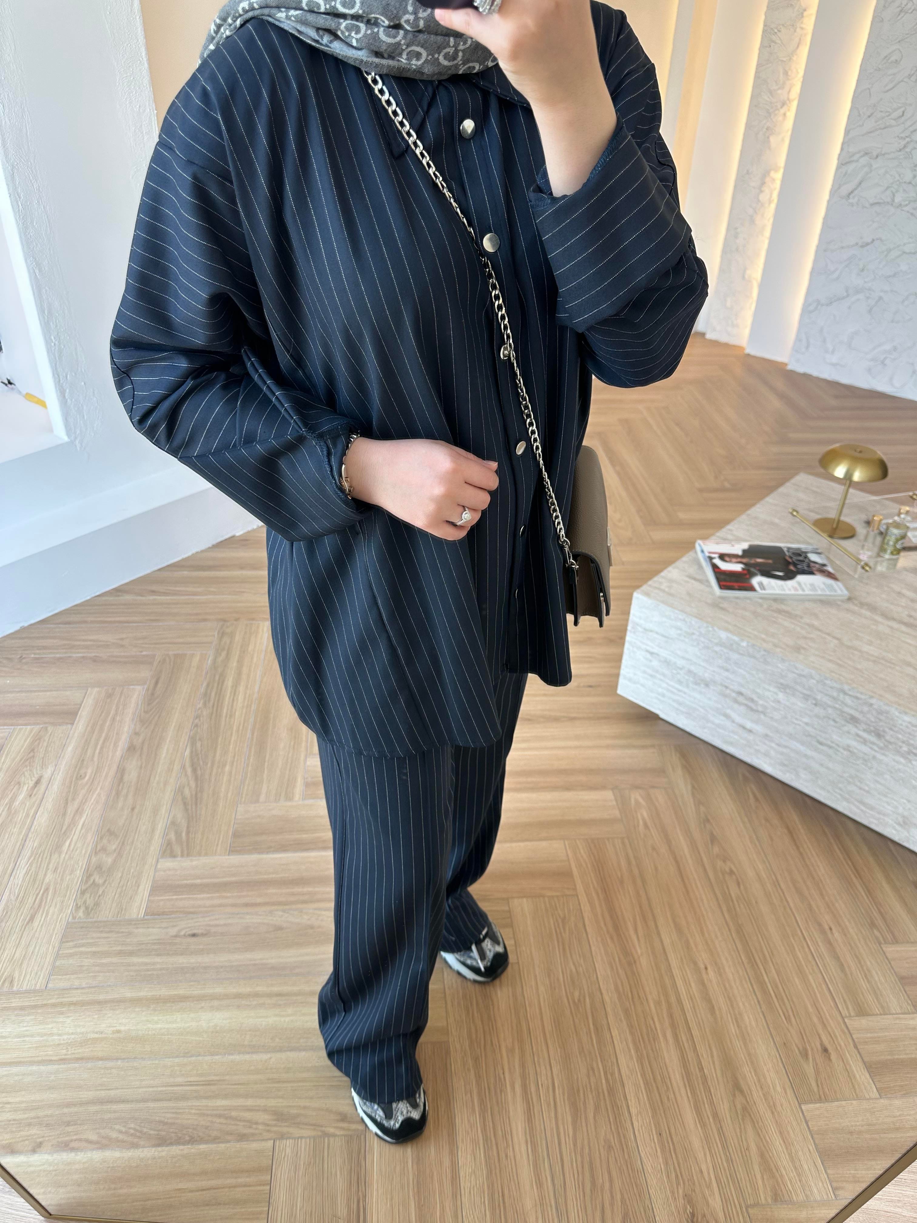 ÇİZGİLİ MOİ TAKIM LACİVERT