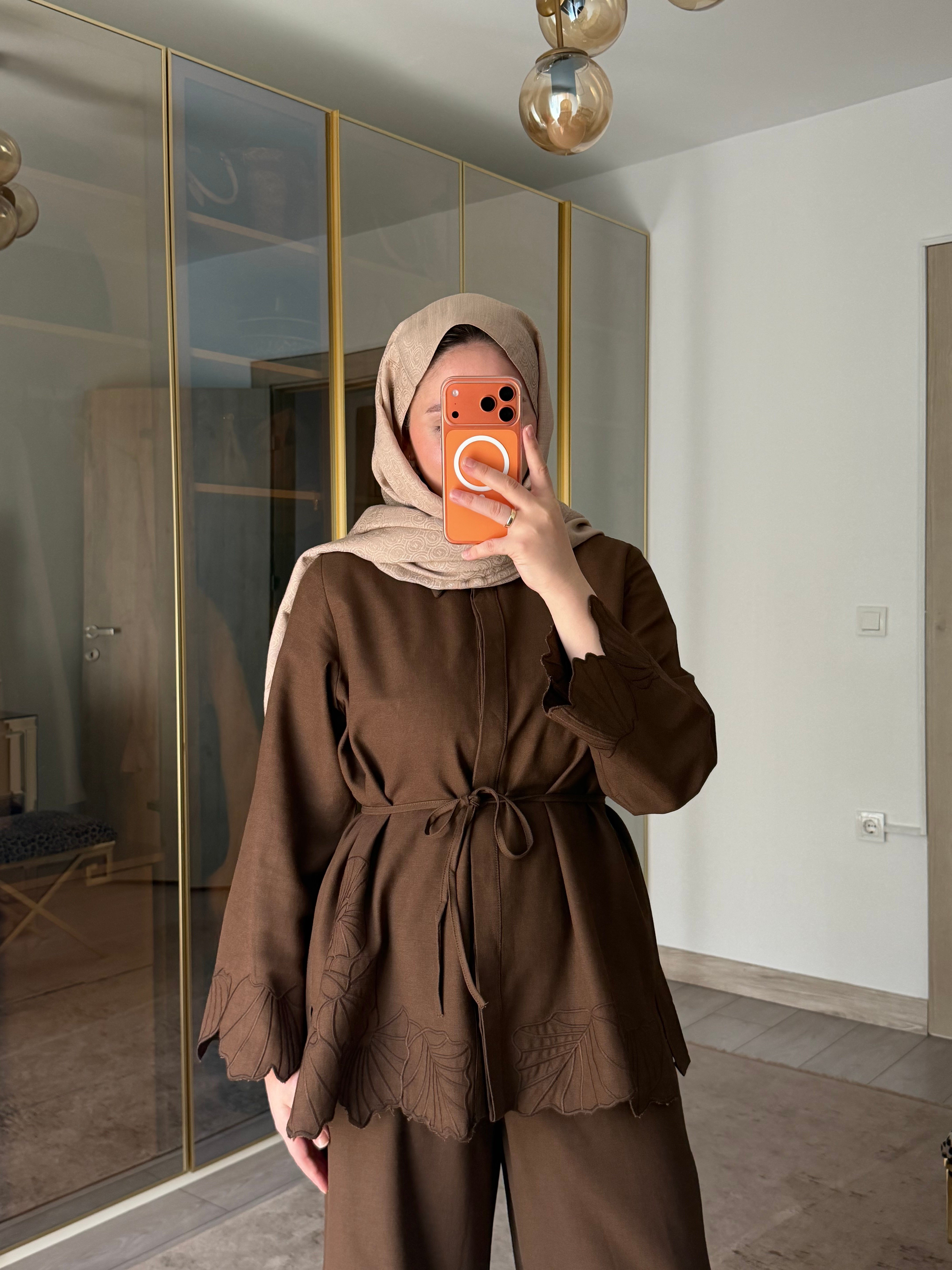 DORA NAKIŞ DETAYLI İKİLİ TAKIM KAHVE