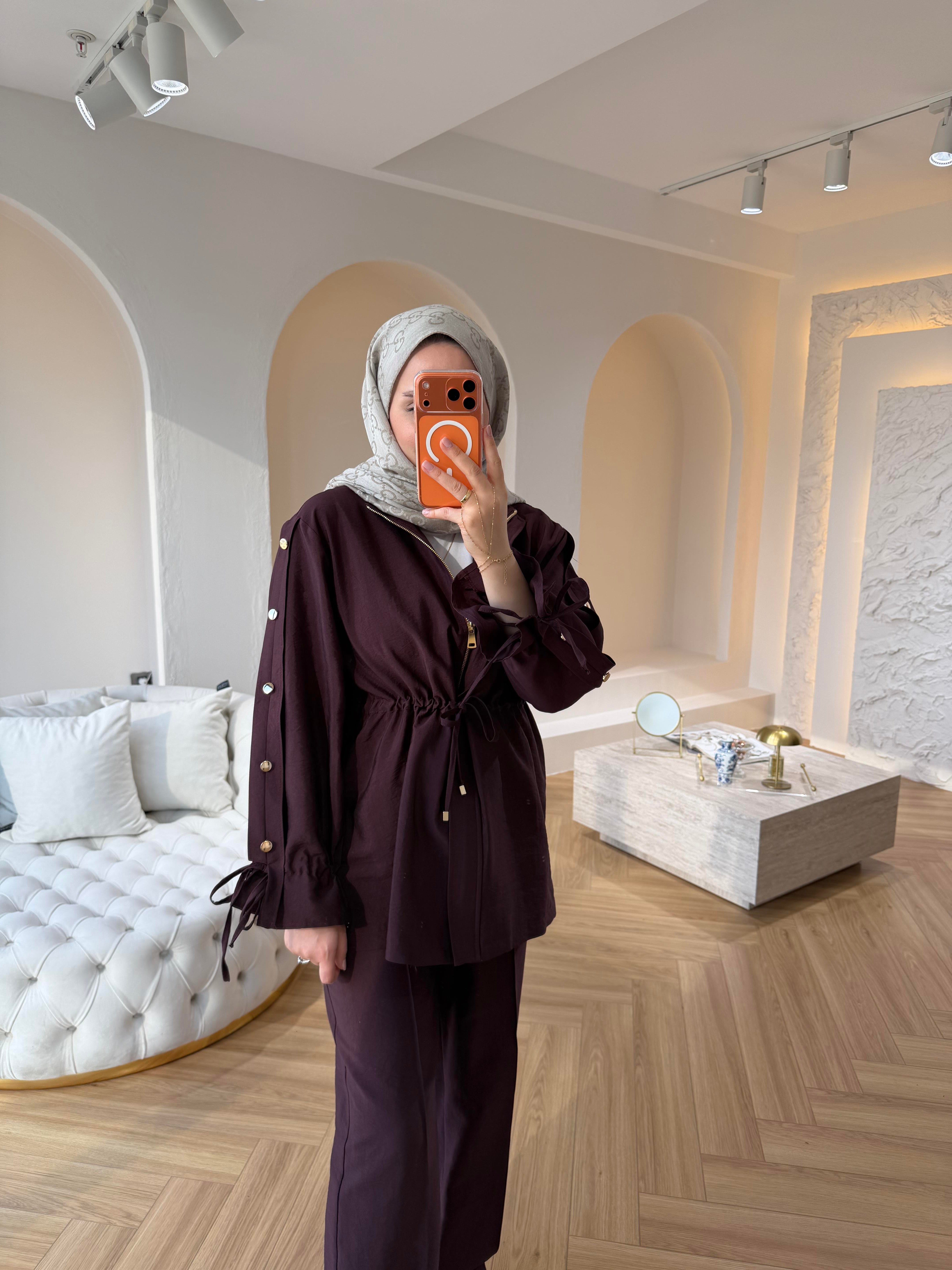 EVER KOLU DÜĞMELİ BÜZGÜ DETAYLI TAKIM