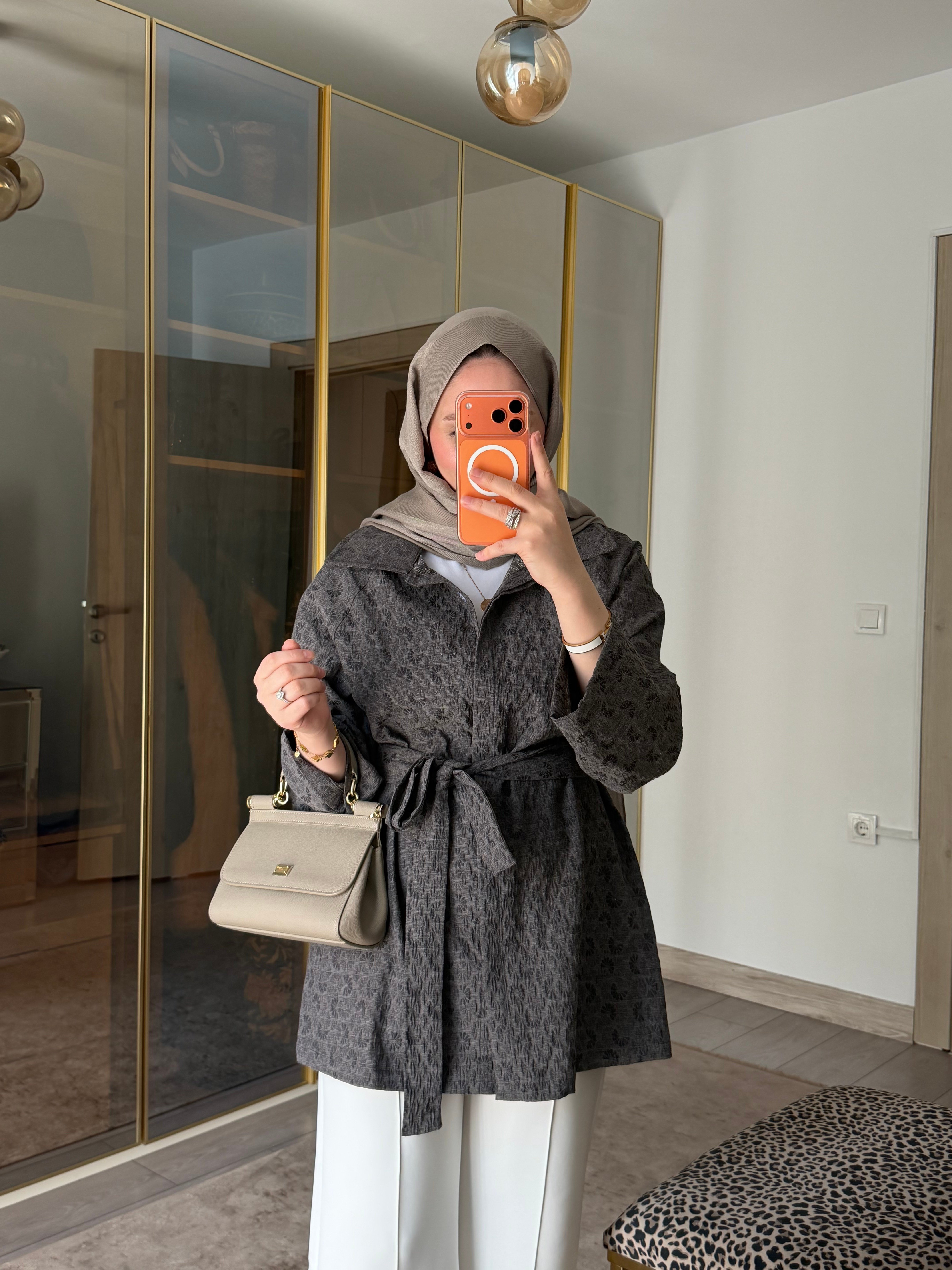 FLORA GOFRE DOKULU KUŞAKLI CEKET ANRASİT GRİ
