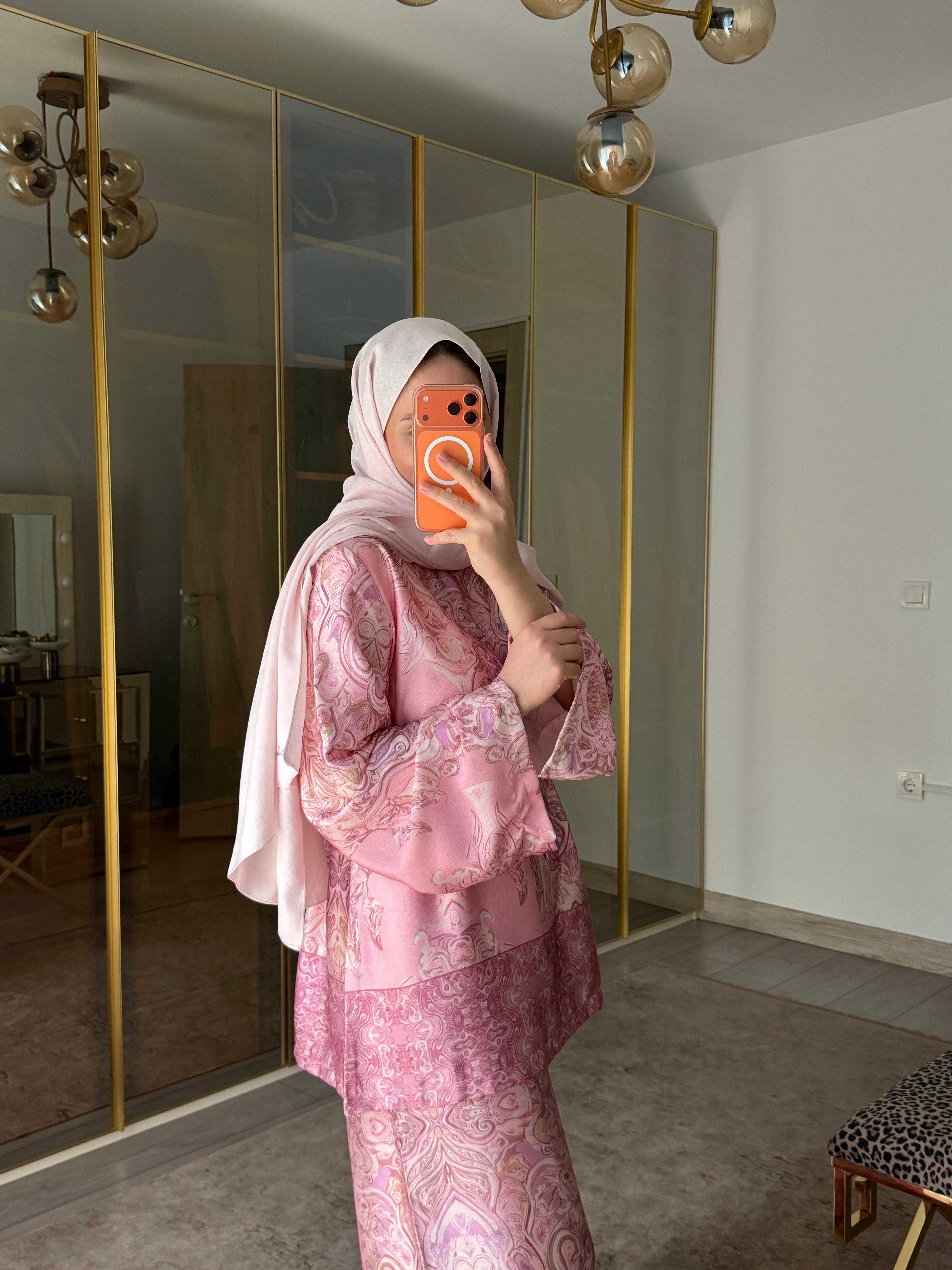 HUBB PEMBE DESENLİ SATEN TAKIM 