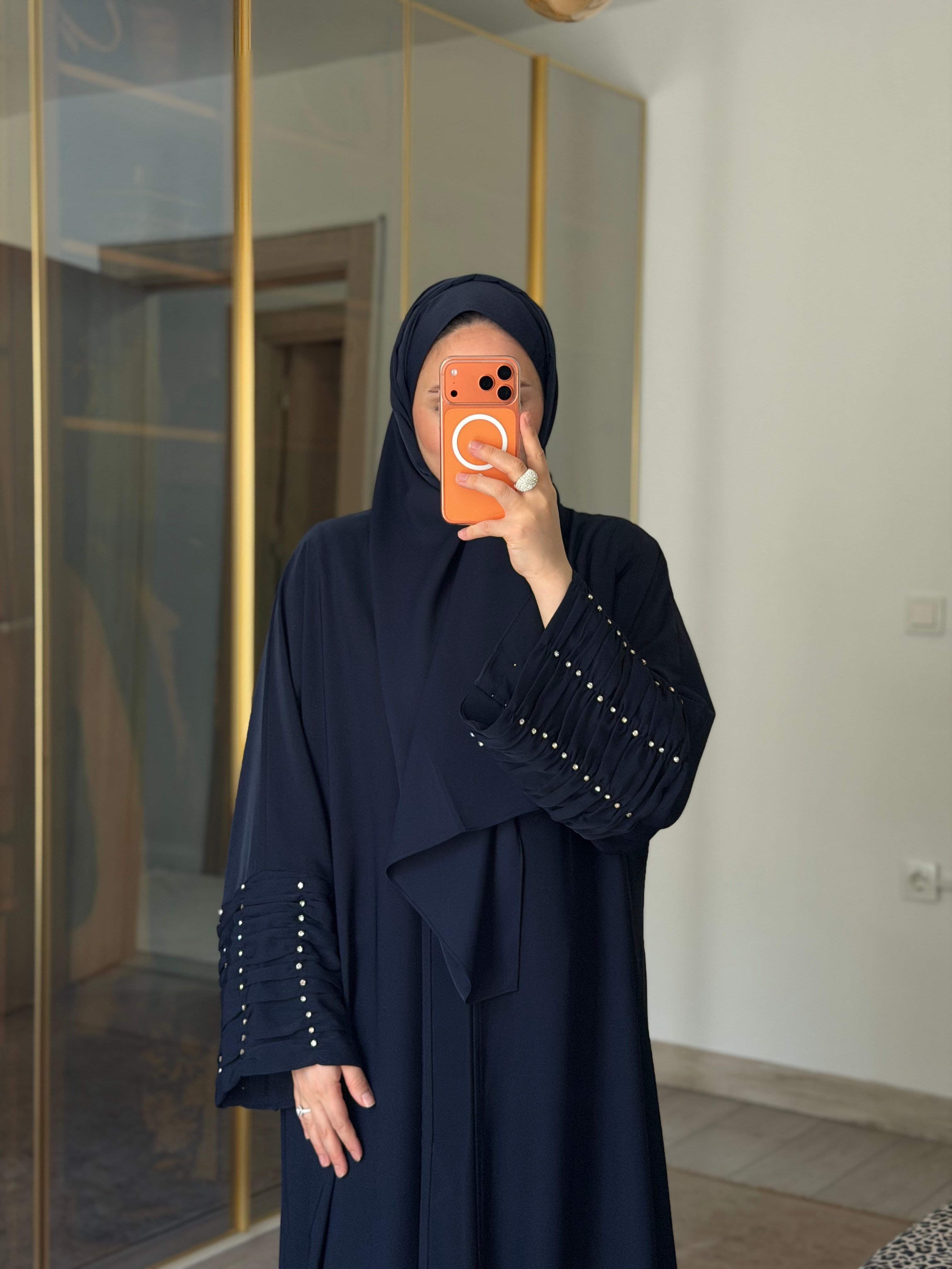 KOLLARI TAŞ BÜZGÜ DETAYLI ABAYA ŞAL SET 