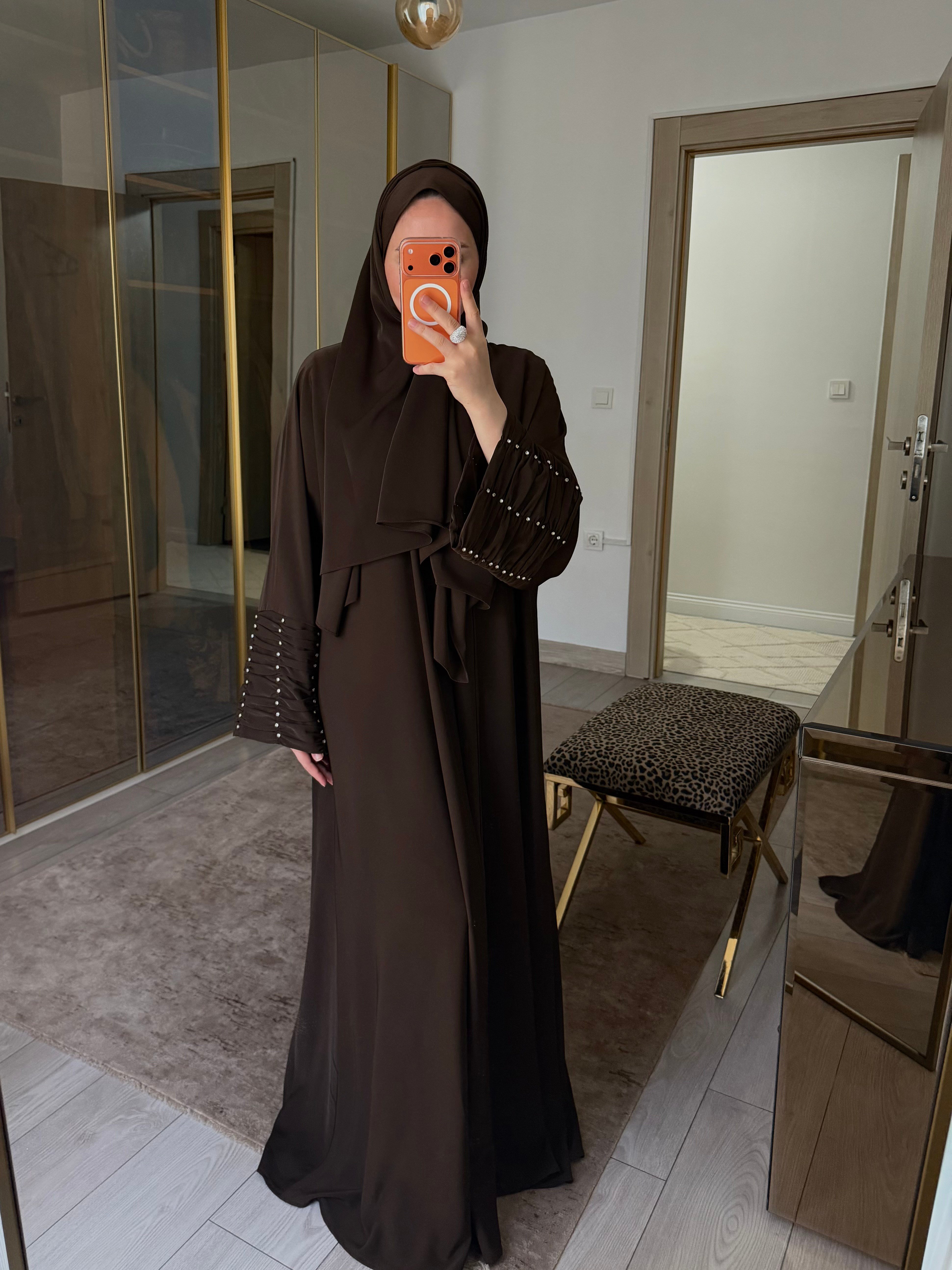 KOLLARI TAŞ BÜZGÜ DETAYLI ABAYA ŞAL SET