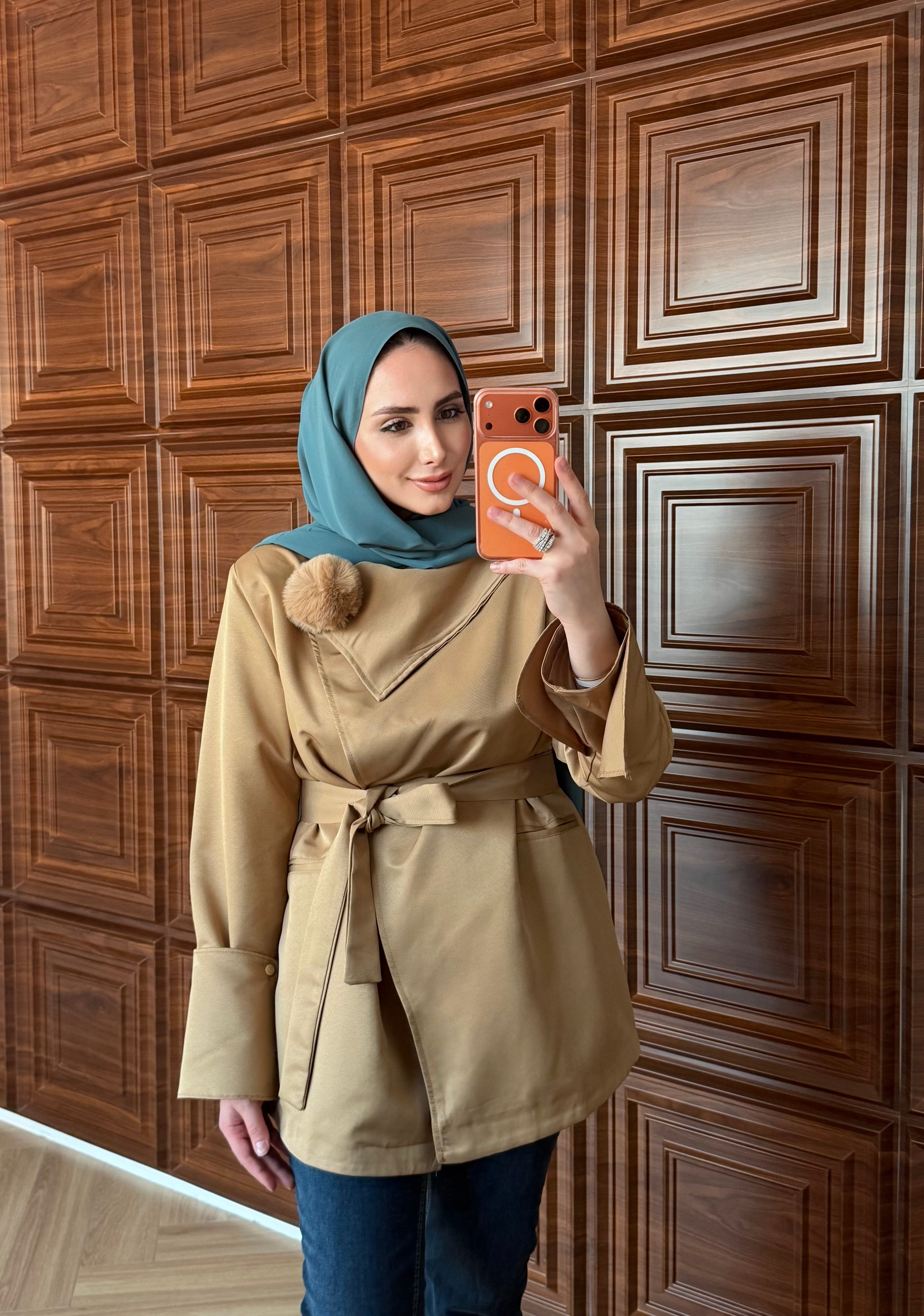 KÜRK BROŞLU TRENÇ CAMEL