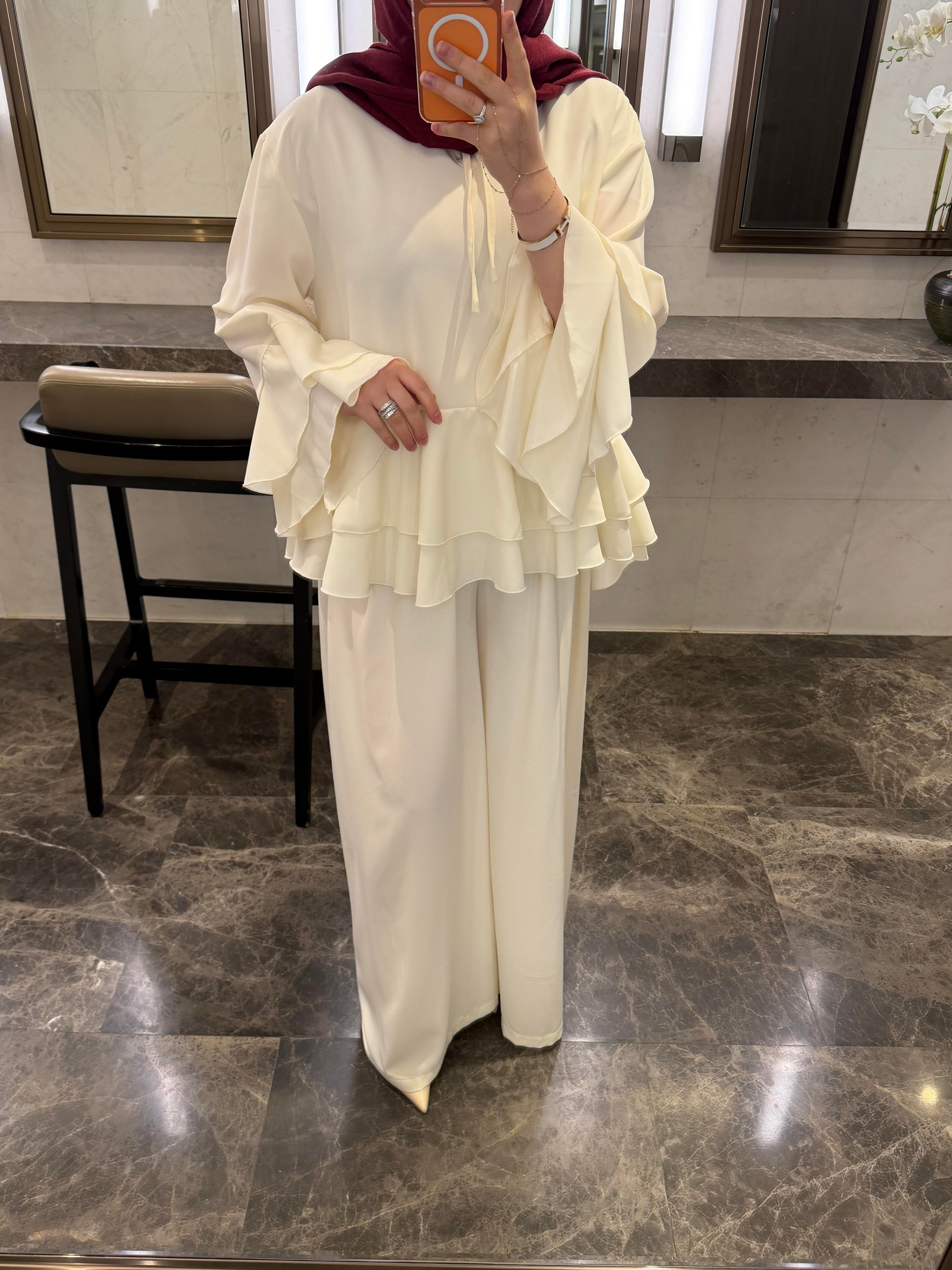 LADY KATLI KREP TAKIM VANİLYA KREM RENK