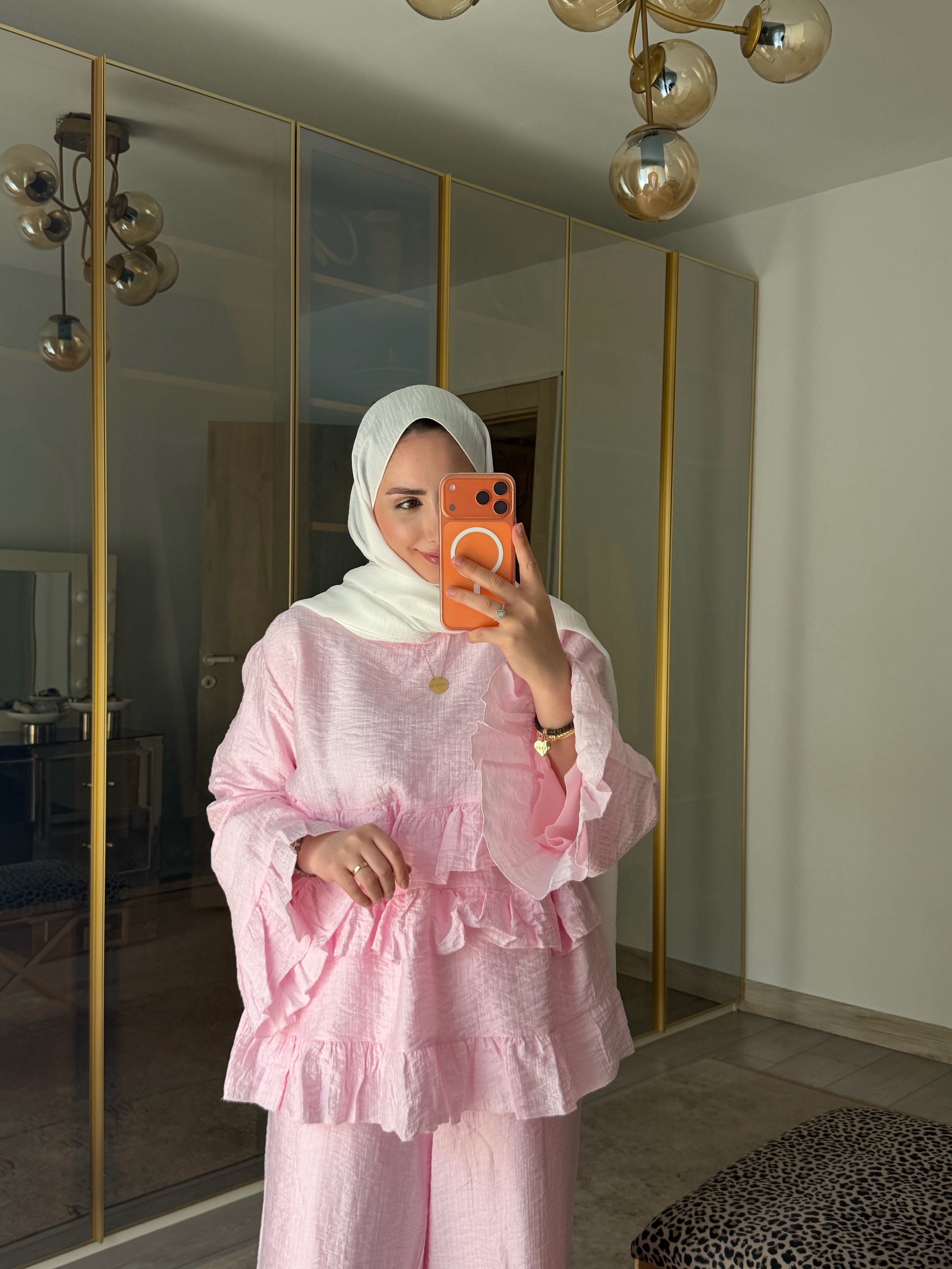 LARA VOLAN DETAYLI TAKIM ŞEKER PEMBE