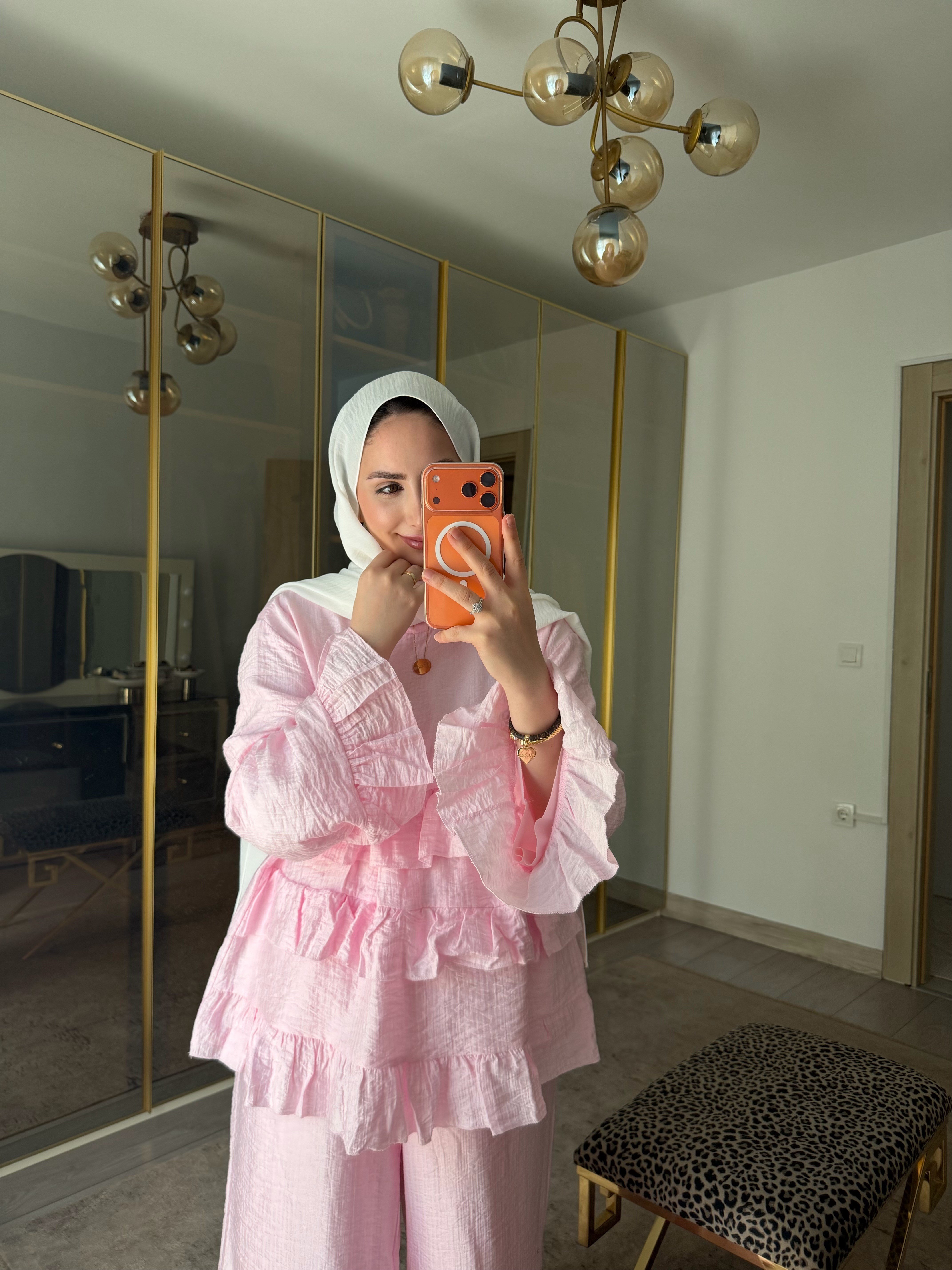LARA VOLAN DETAYLI TAKIM ŞEKER PEMBE