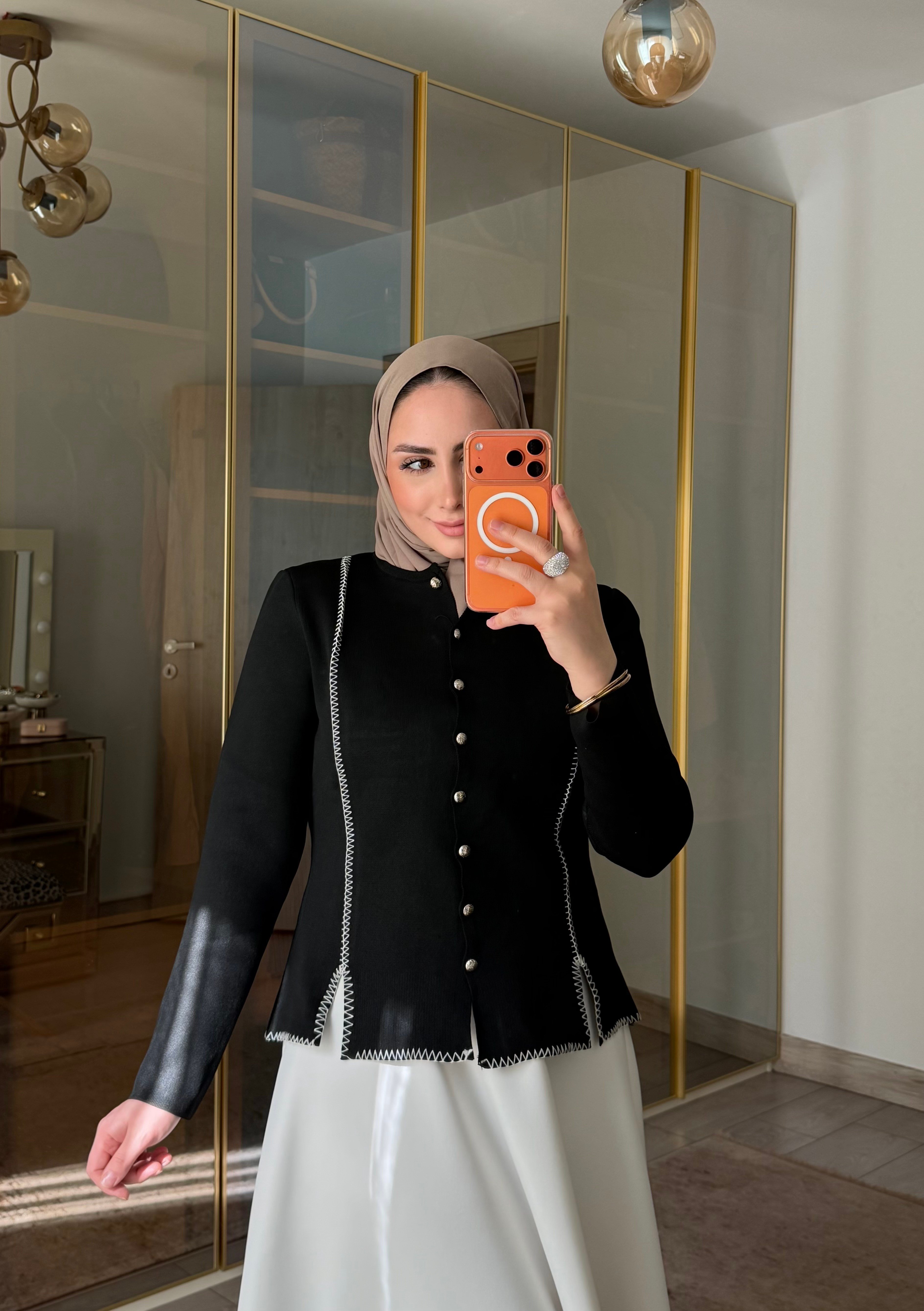 LAV DİKİŞ DETAYLI HIRKA SİYAH