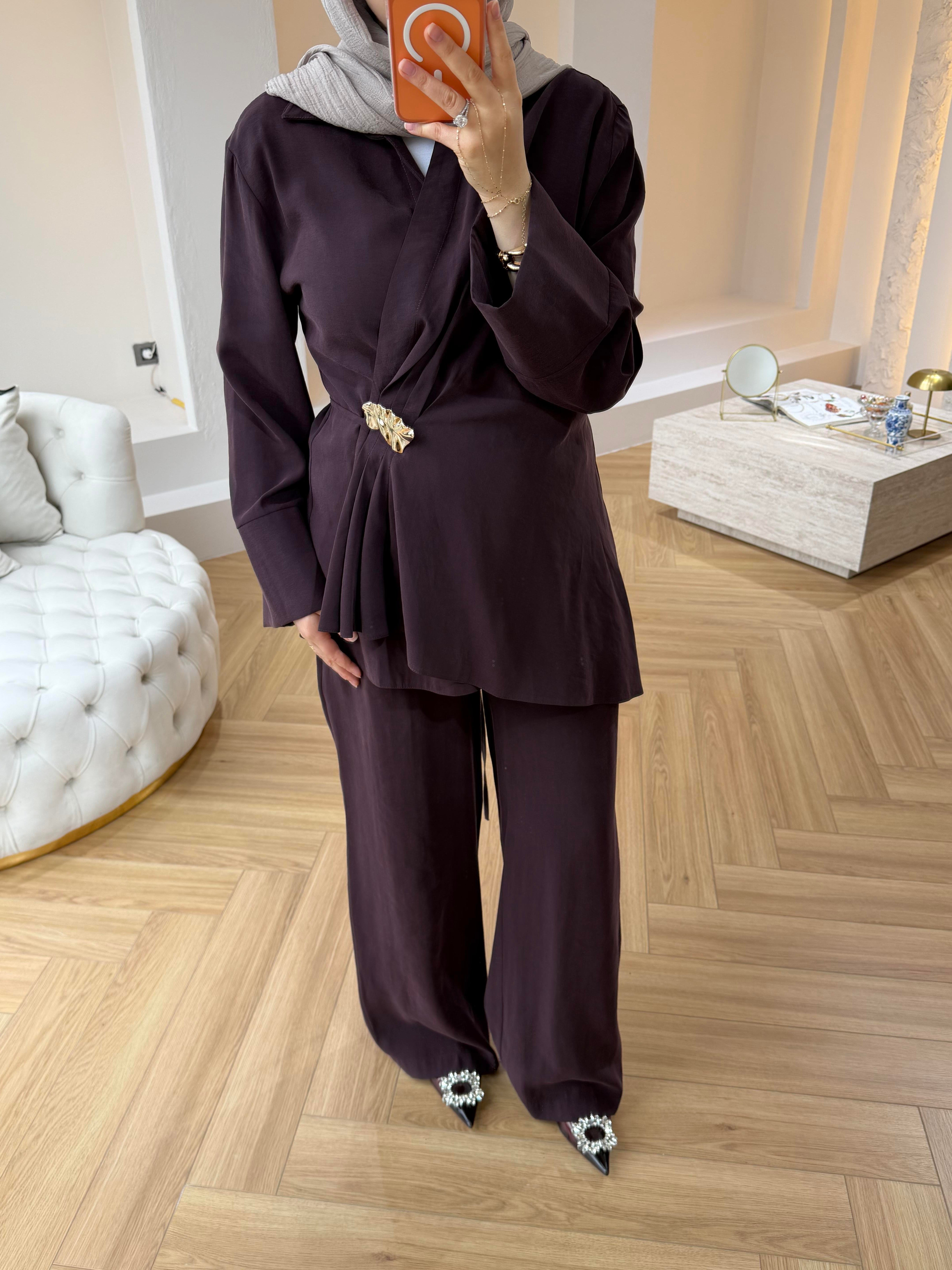 LİZ BROŞLU TAKIM MÜRDÜM