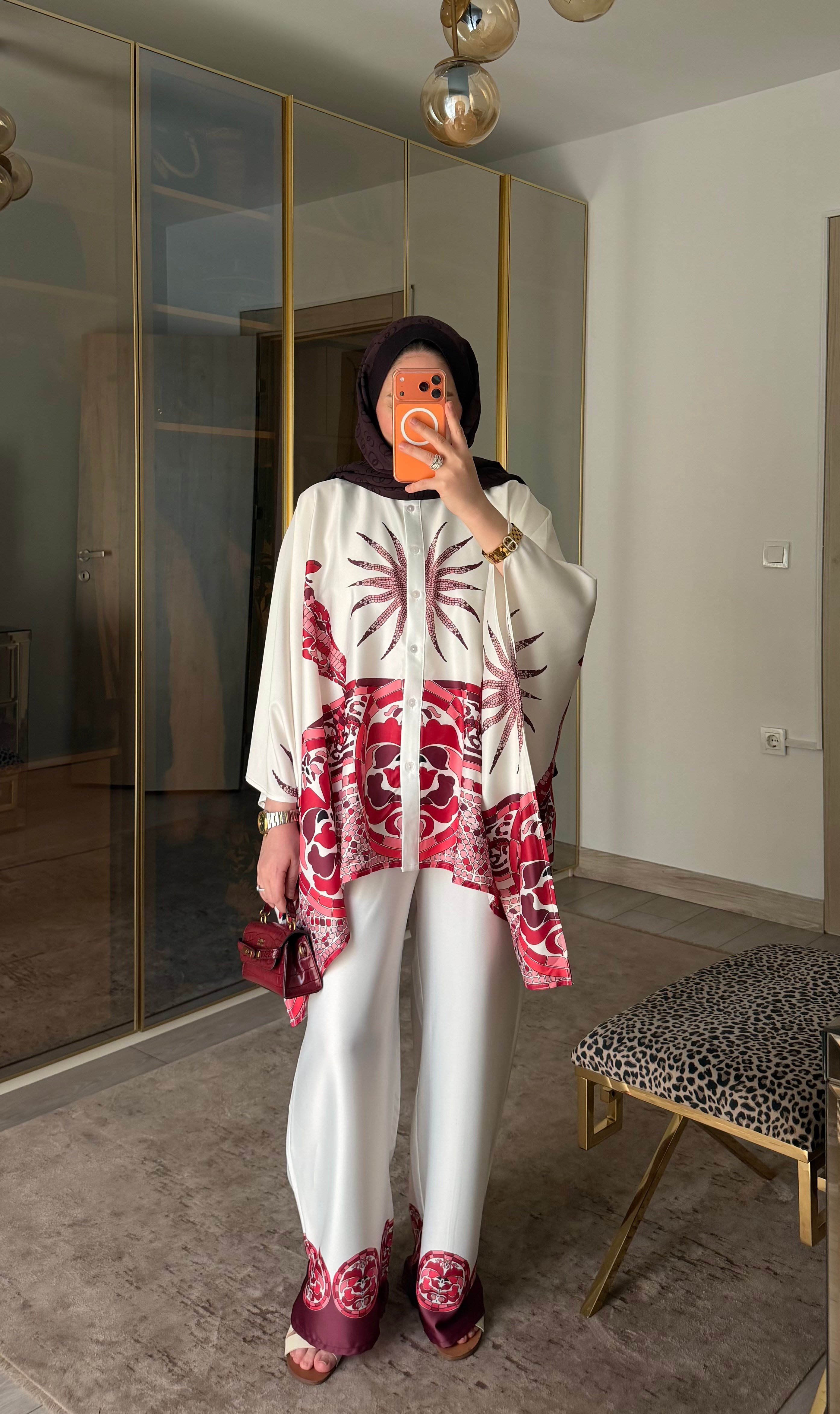 LUJA KAFTAN FORMLU BORDÜR DESENLİ SATEN TAKIM