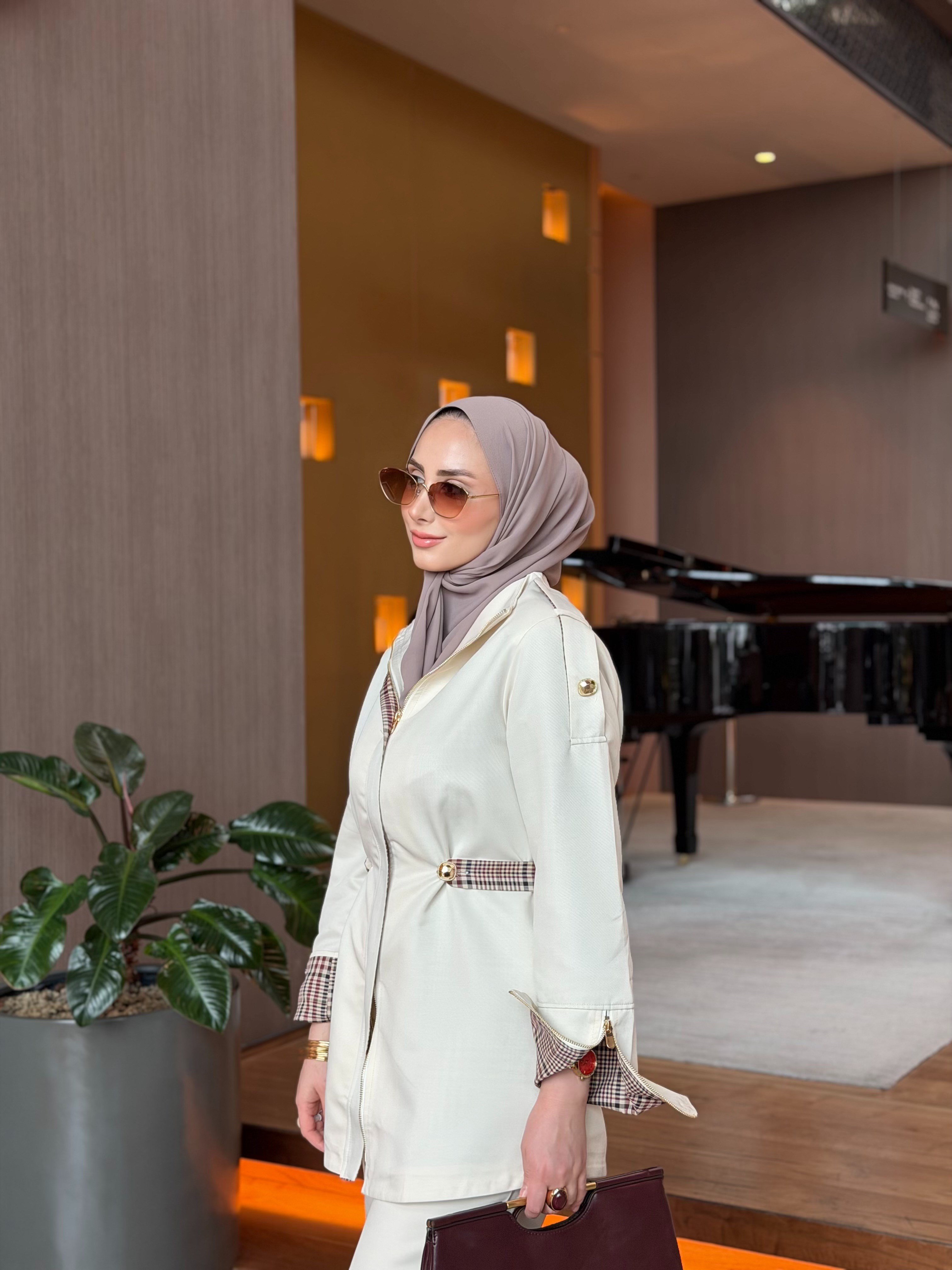 PREMIUM ELEGANCE TAKIM EKRU