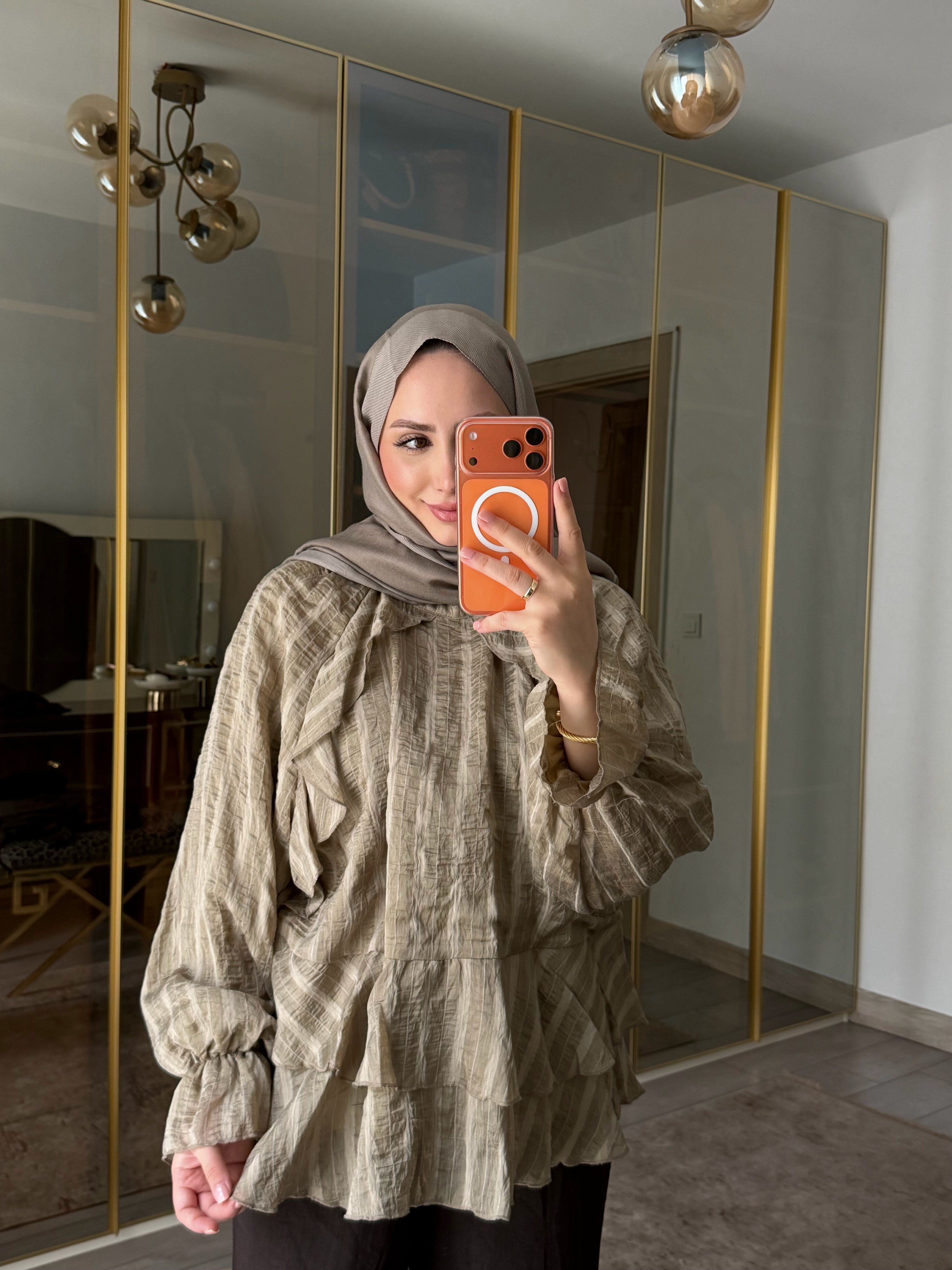 ROZE KAT DETAYLI BLUZ ÇAĞLA YEŞİİLİ