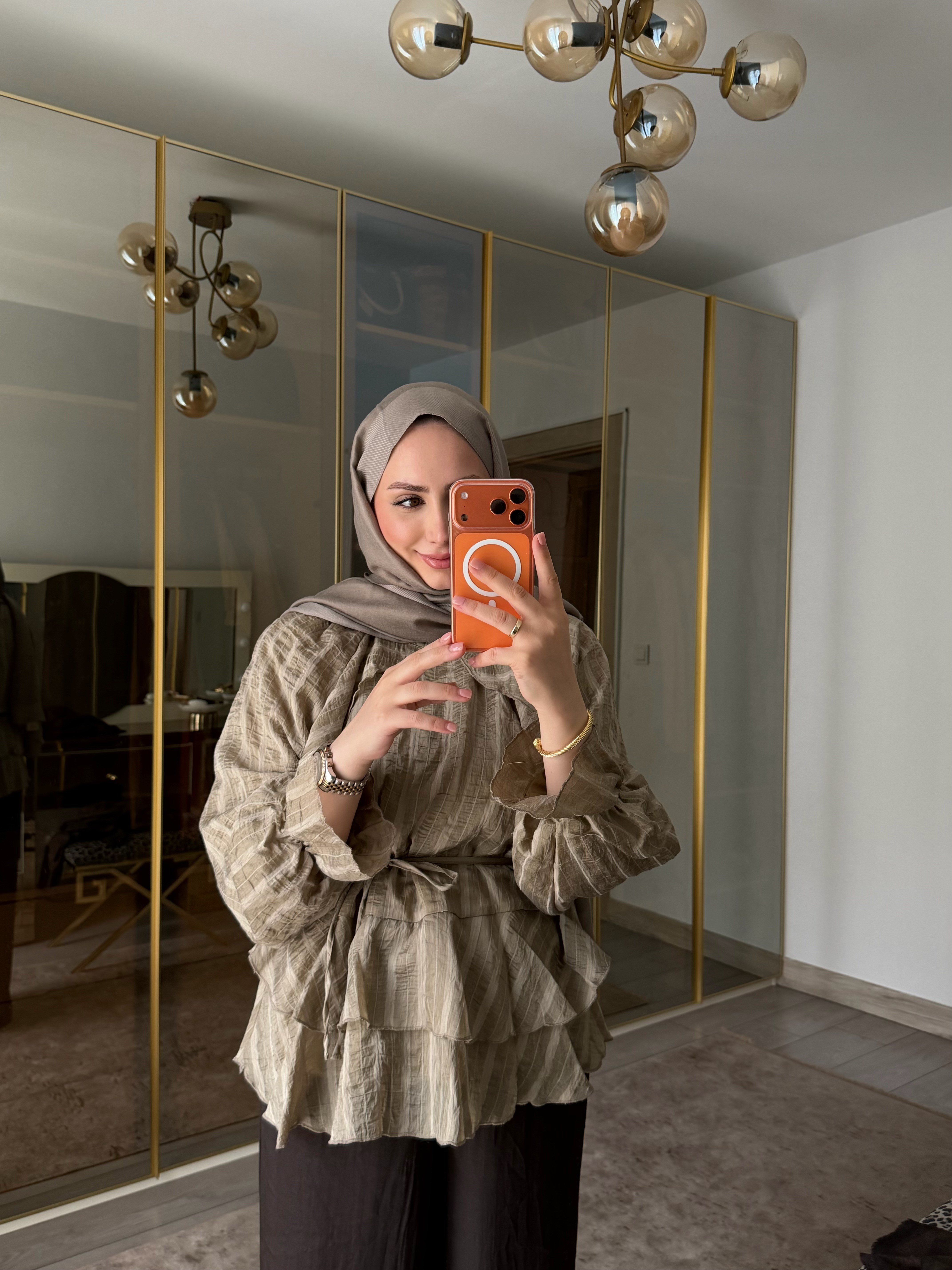 ROZE KAT DETAYLI BLUZ ÇAĞLA YEŞİİLİ