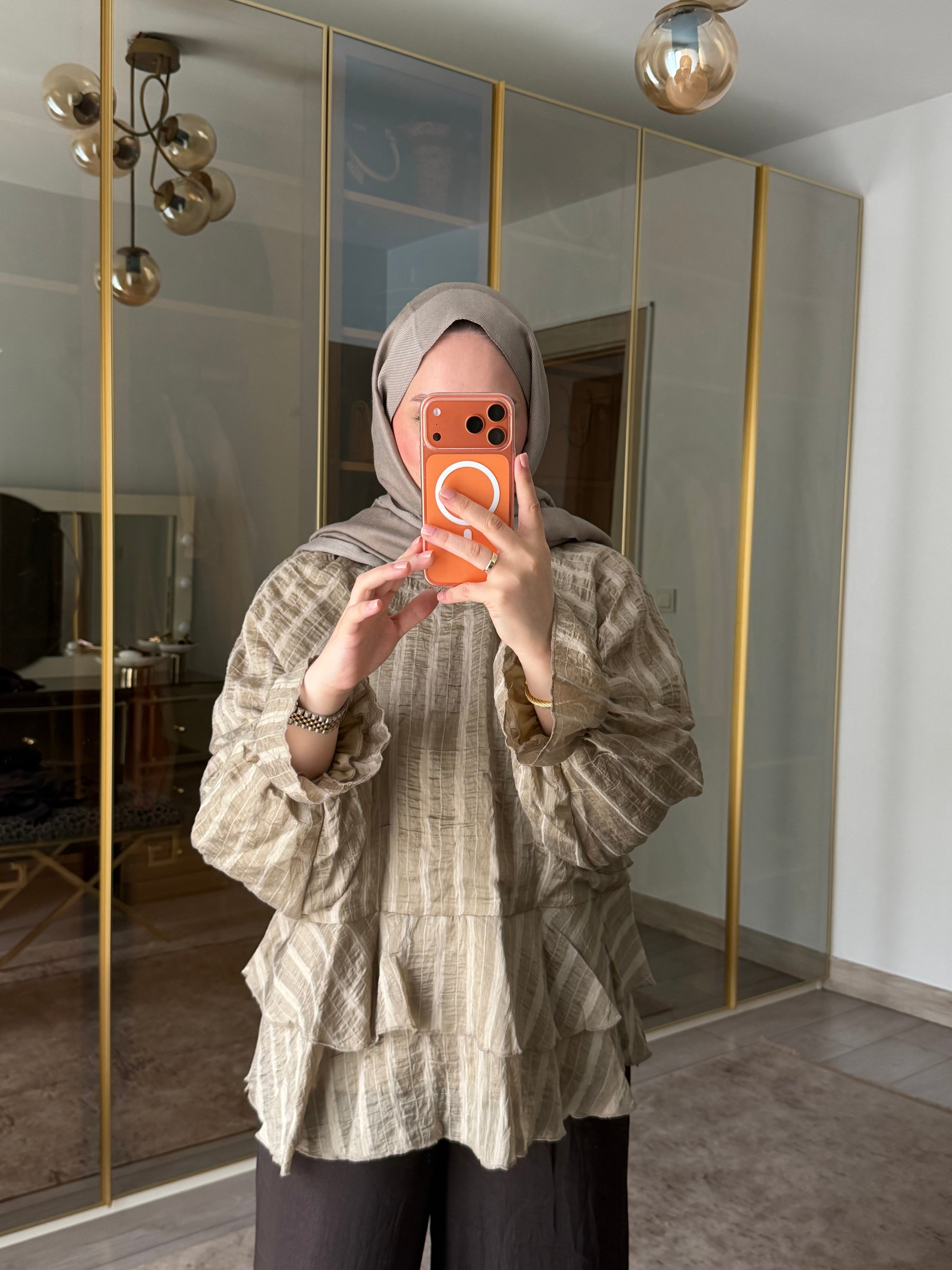 ROZE KAT DETAYLI BLUZ ÇAĞLA YEŞİİLİ