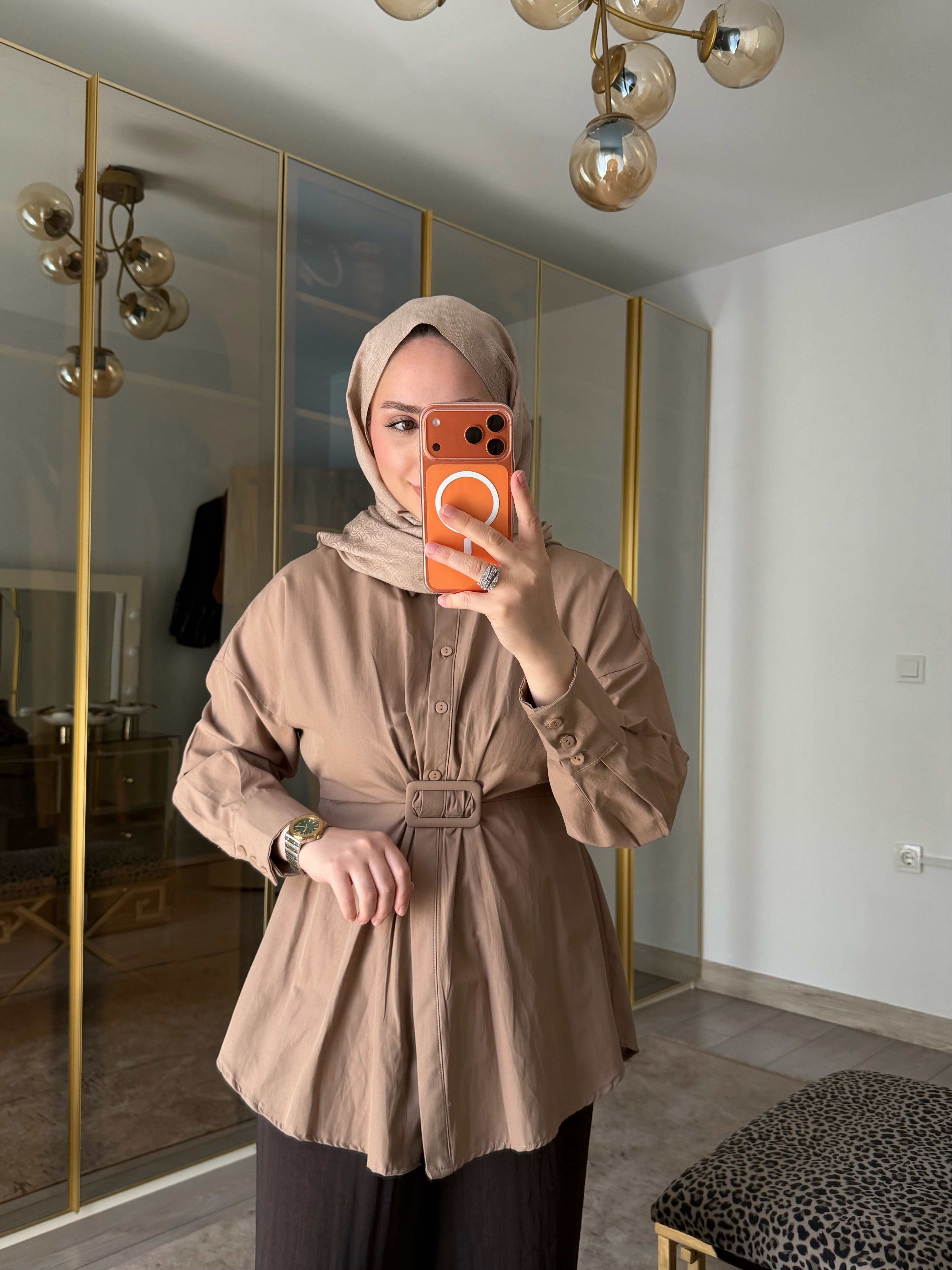 TORYY KEMER DETAYLI GÖMLEK LATTE RENK