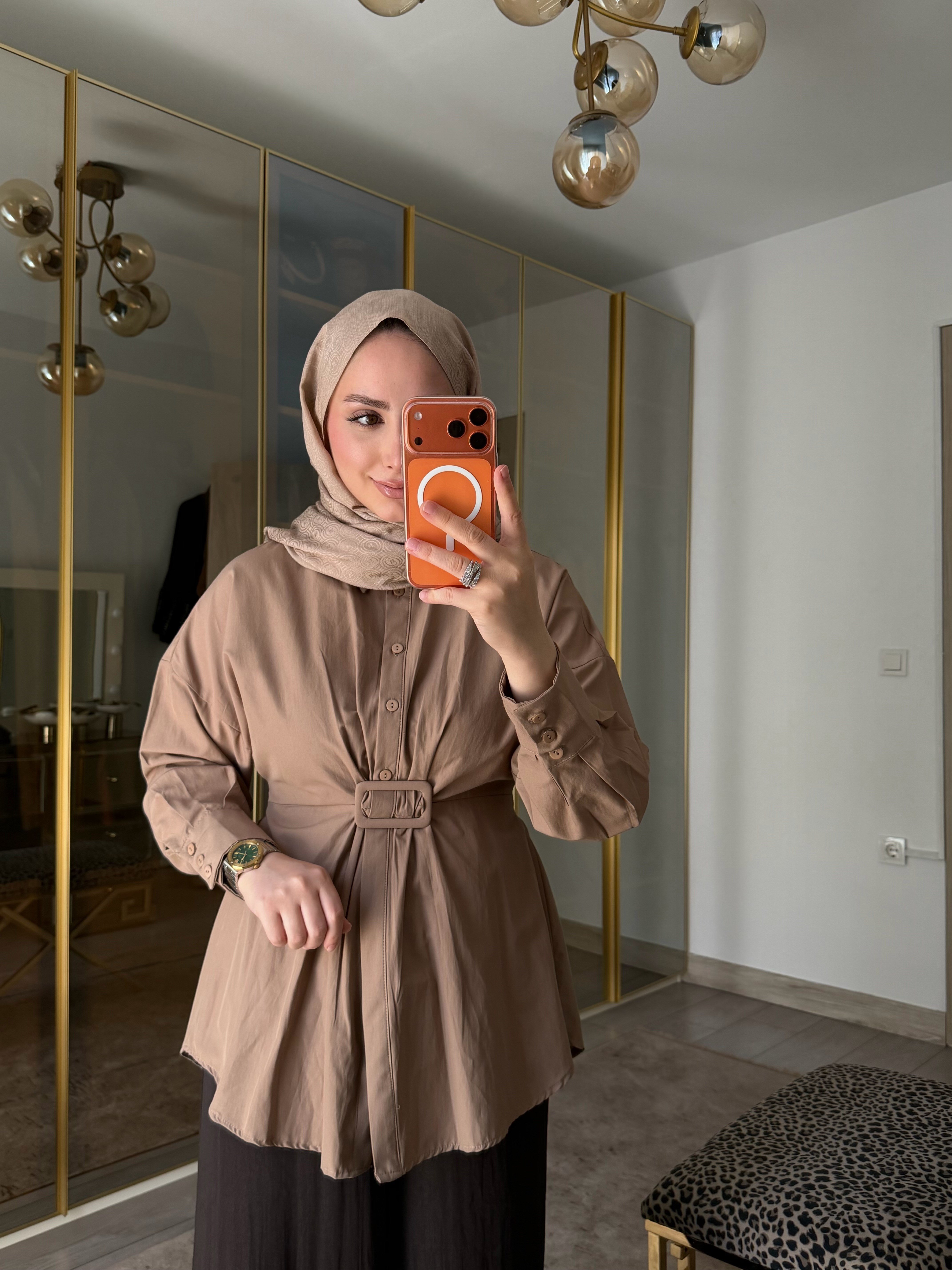 TORYY KEMER DETAYLI GÖMLEK LATTE RENK