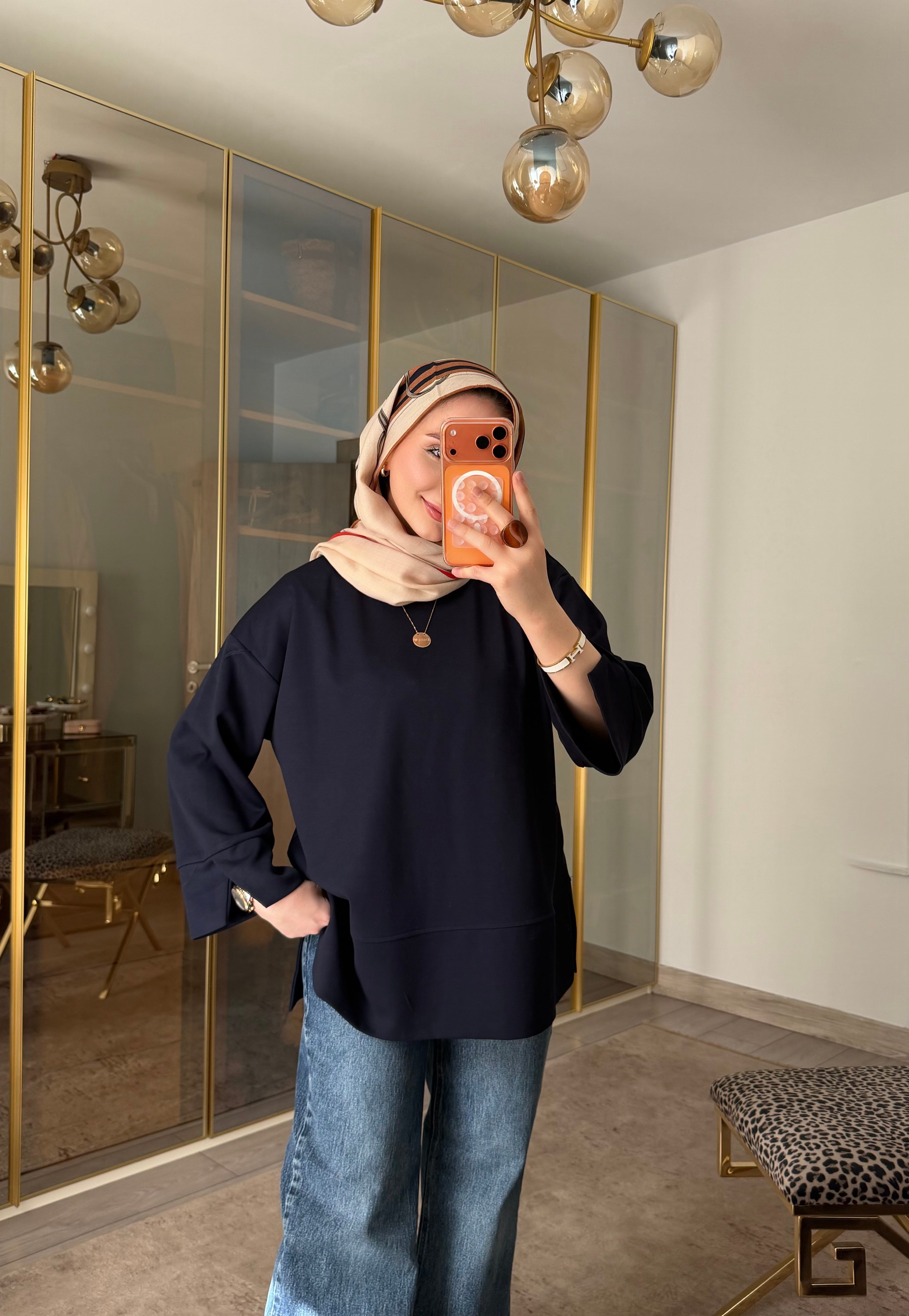 YANI YIRTMAÇLI UZUN KOLLU SWEAT LACİVERT