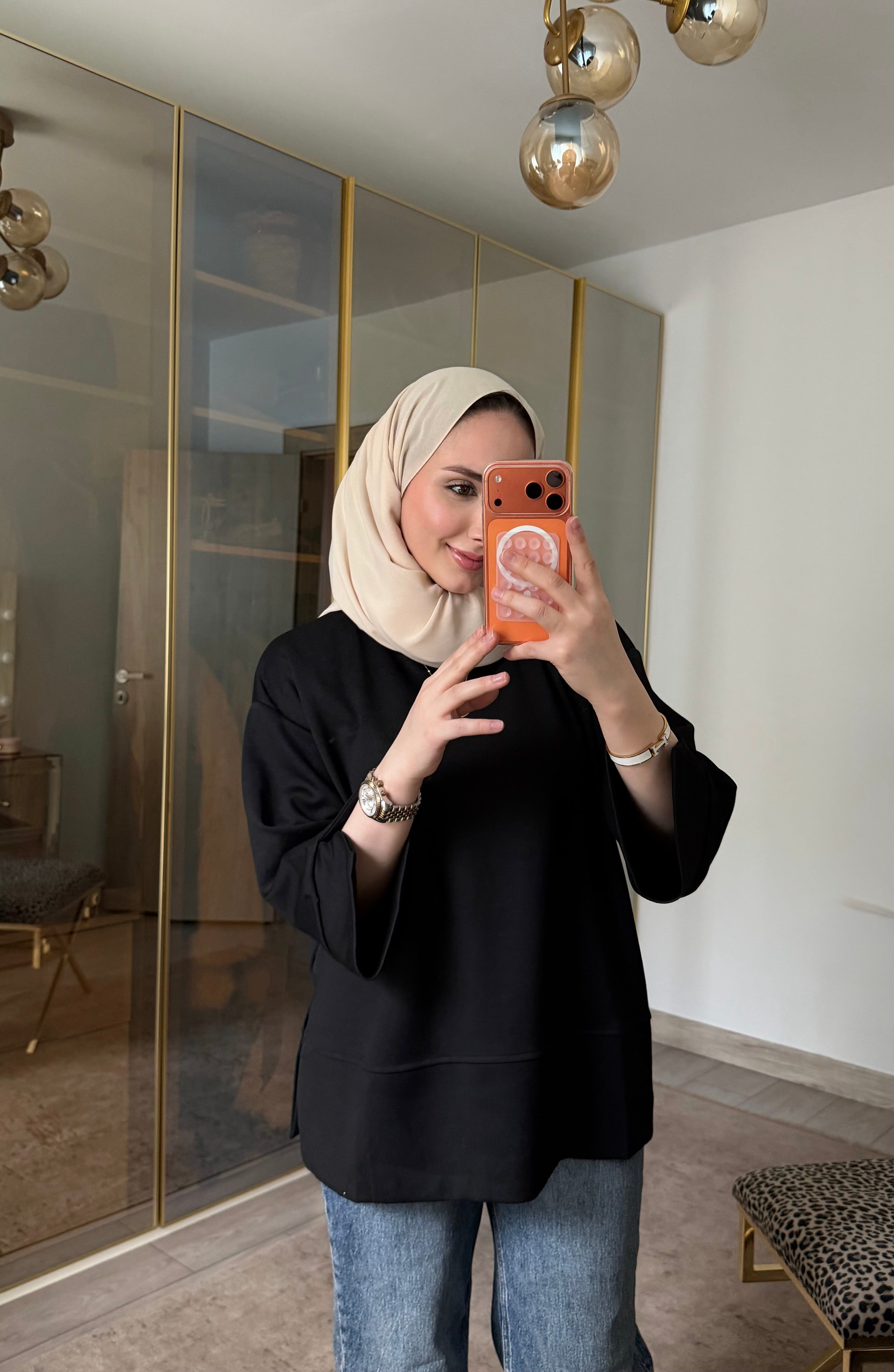 YANI YIRTMAÇLI UZUN KOLLU SWEAT SİYAH