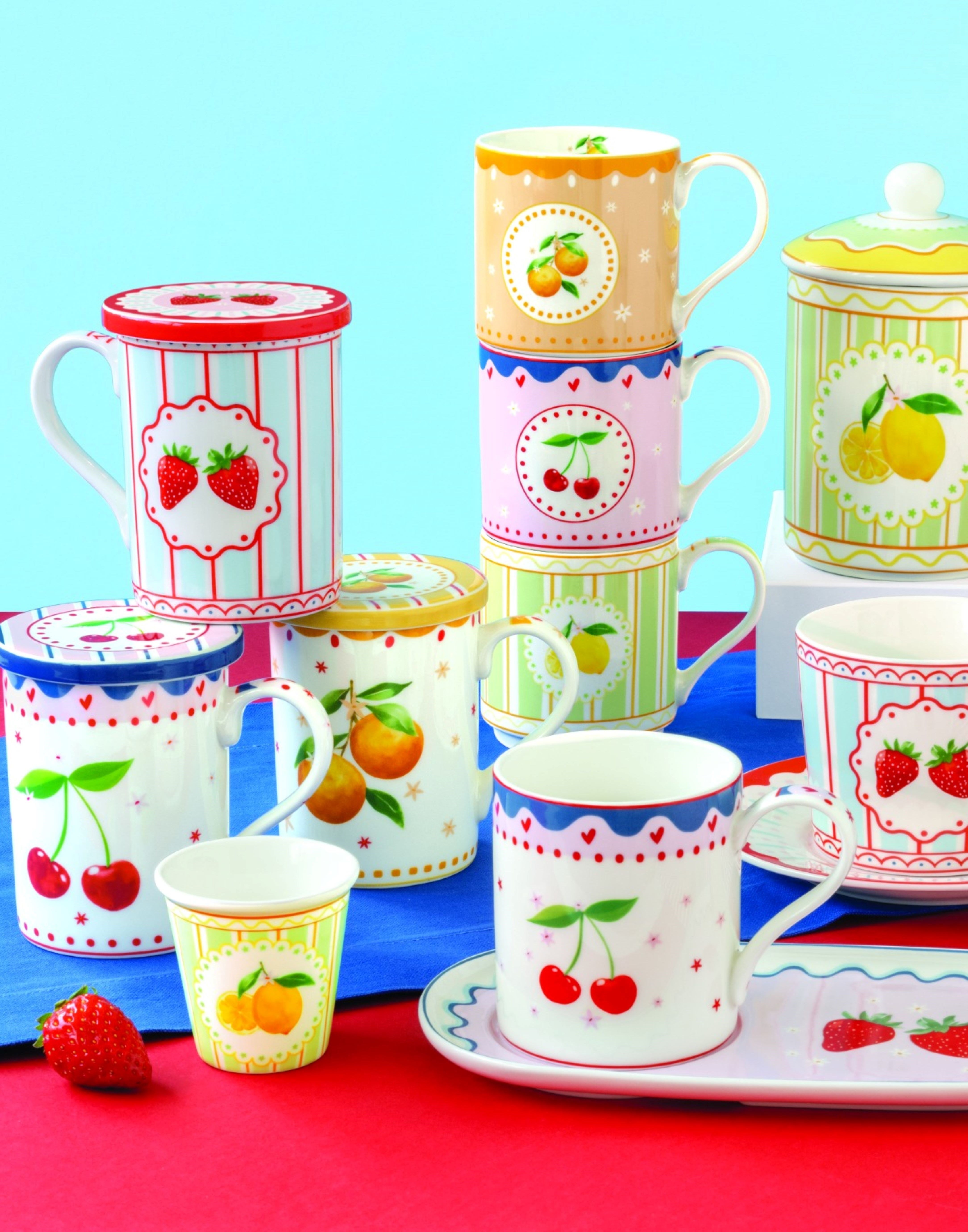 PORSELEN KULPLU BARDAK KAPAKLI VE METAL DEMLİKLİ 350 ML