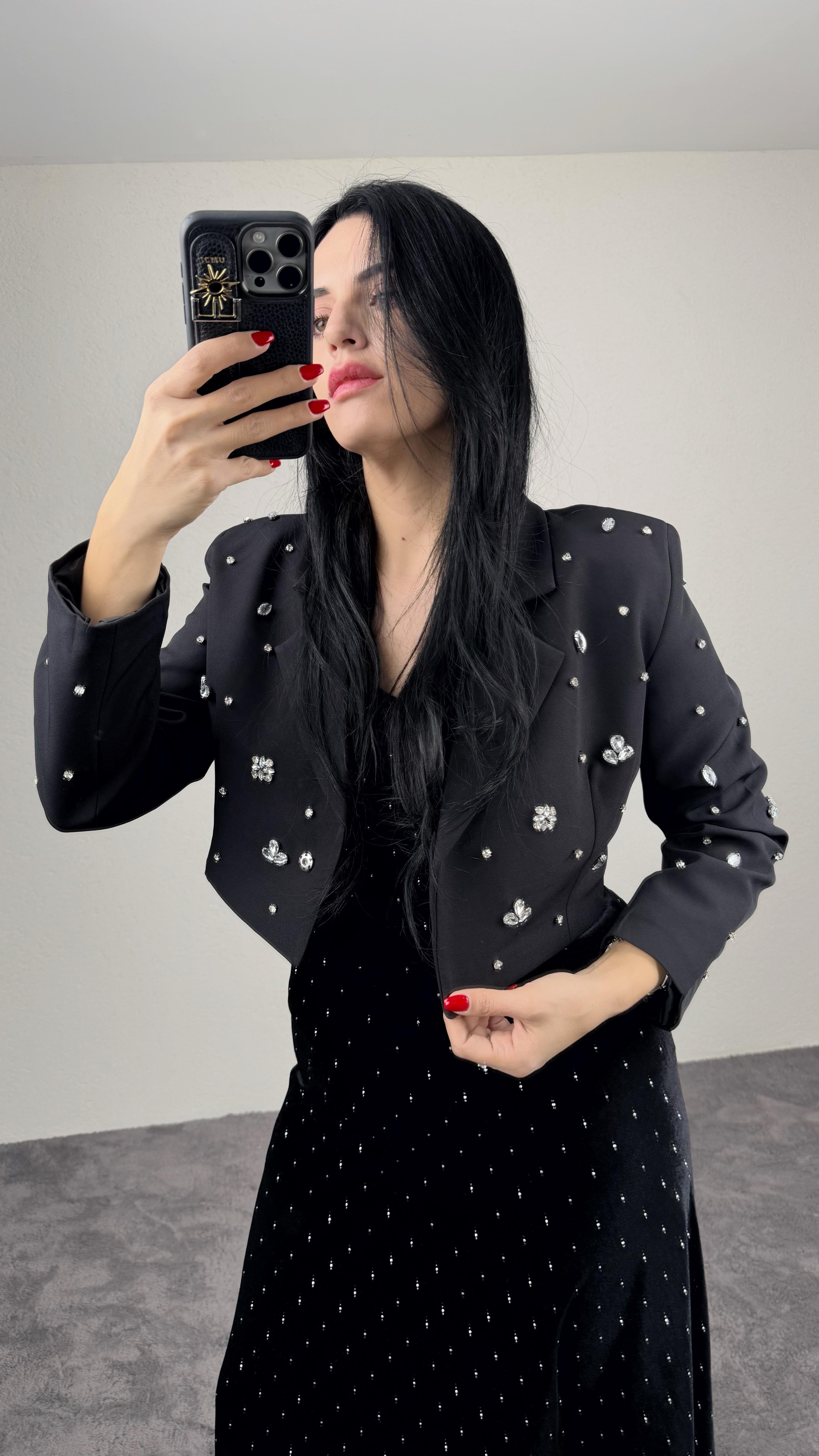 TAŞLI BLAZER MİNİ CEKET