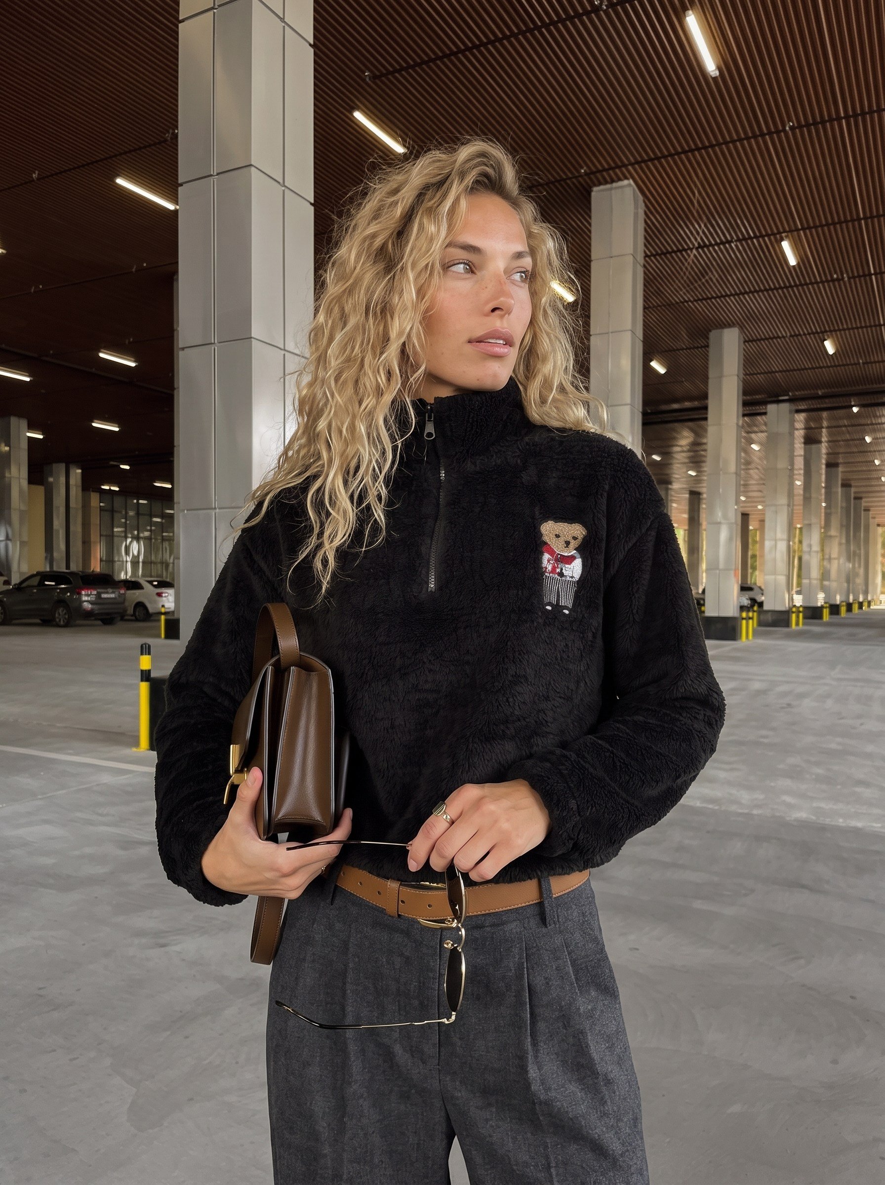 siyah-nakisli-welsoft-fermuarli-sweats-8-cea7.jpg