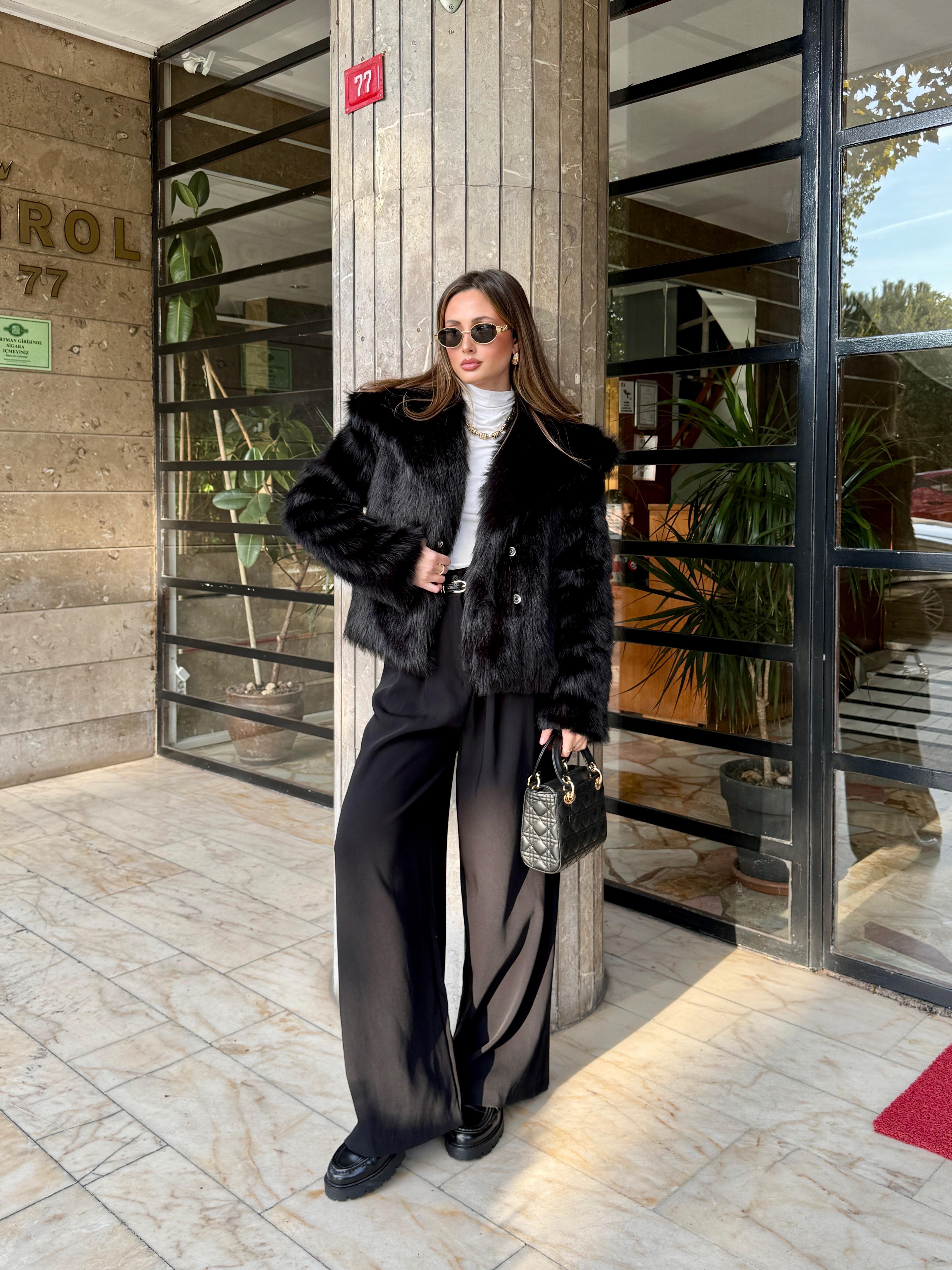 Kısa Kürk Mont
