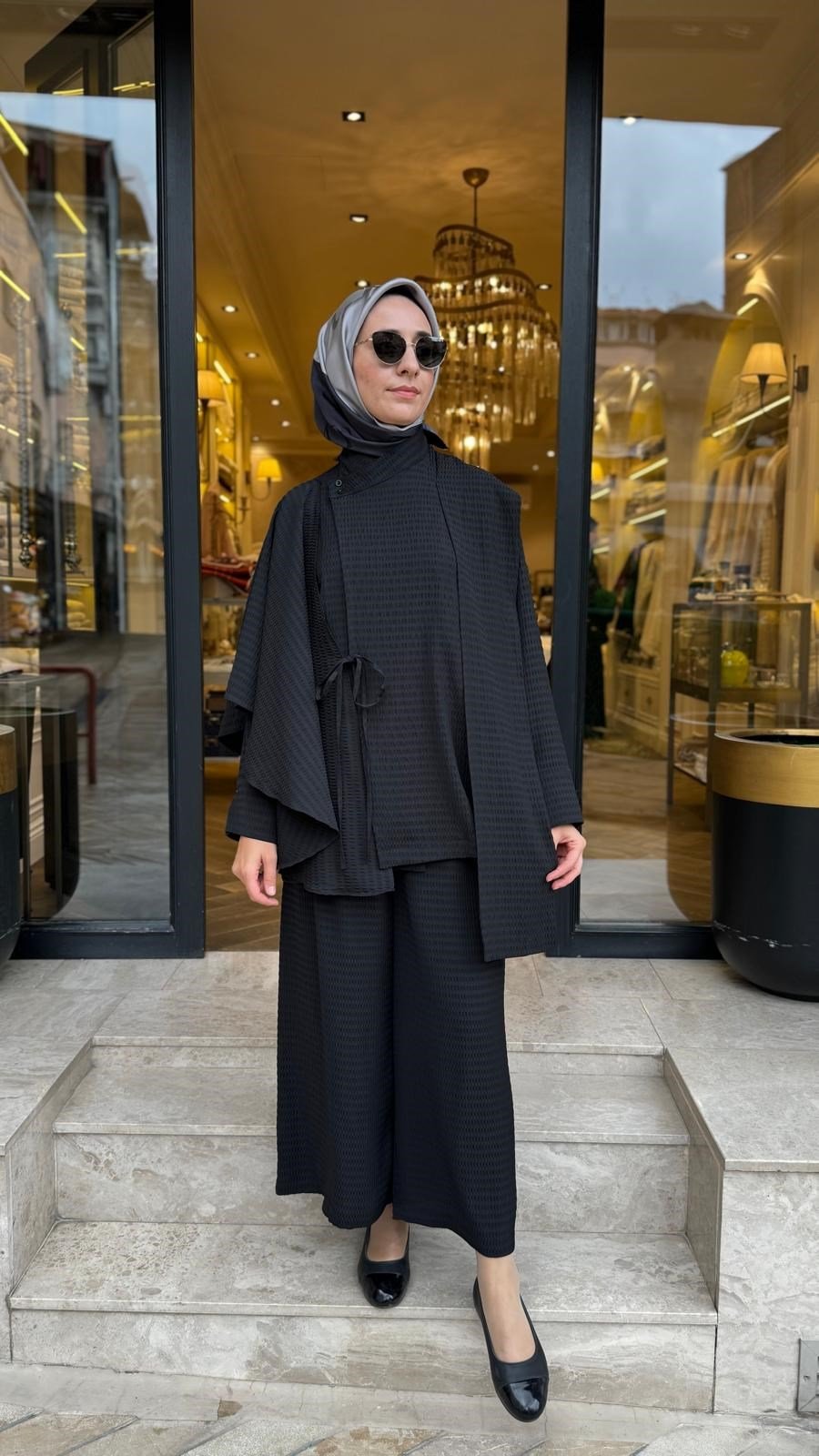 27FW201 Şal Bağlamalı Desenli Kadın Takım Siyah