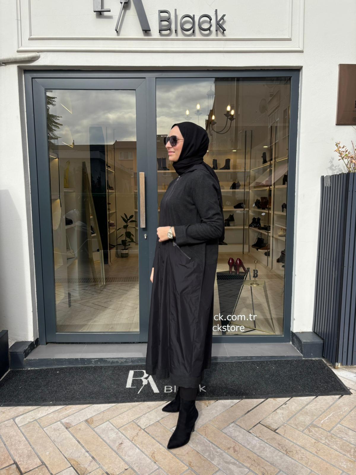 405003 Paraşüt Detay Kadın Kap Siyah