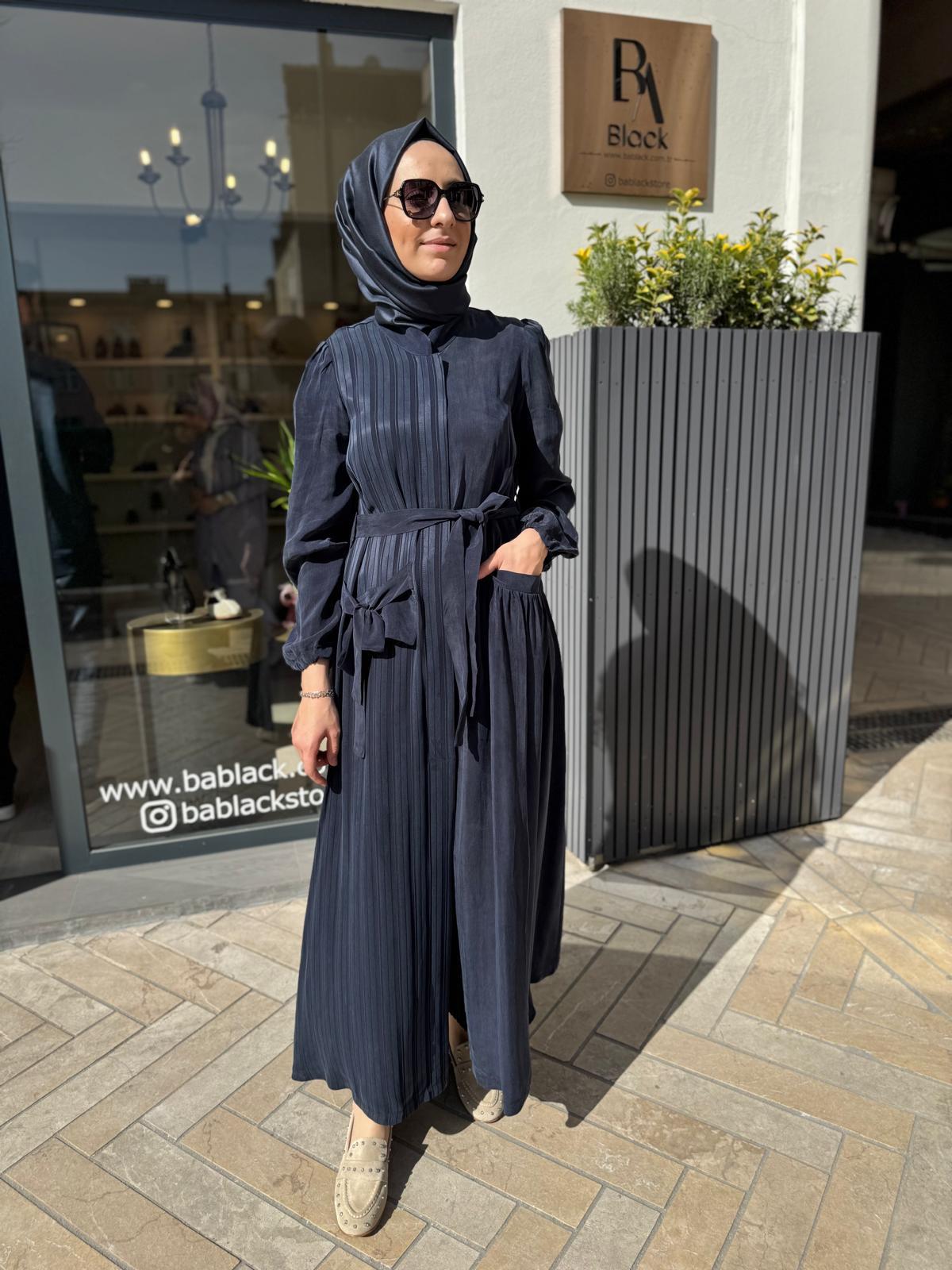 Çizgili Cep Detaylı Kadın Kap Lacivert