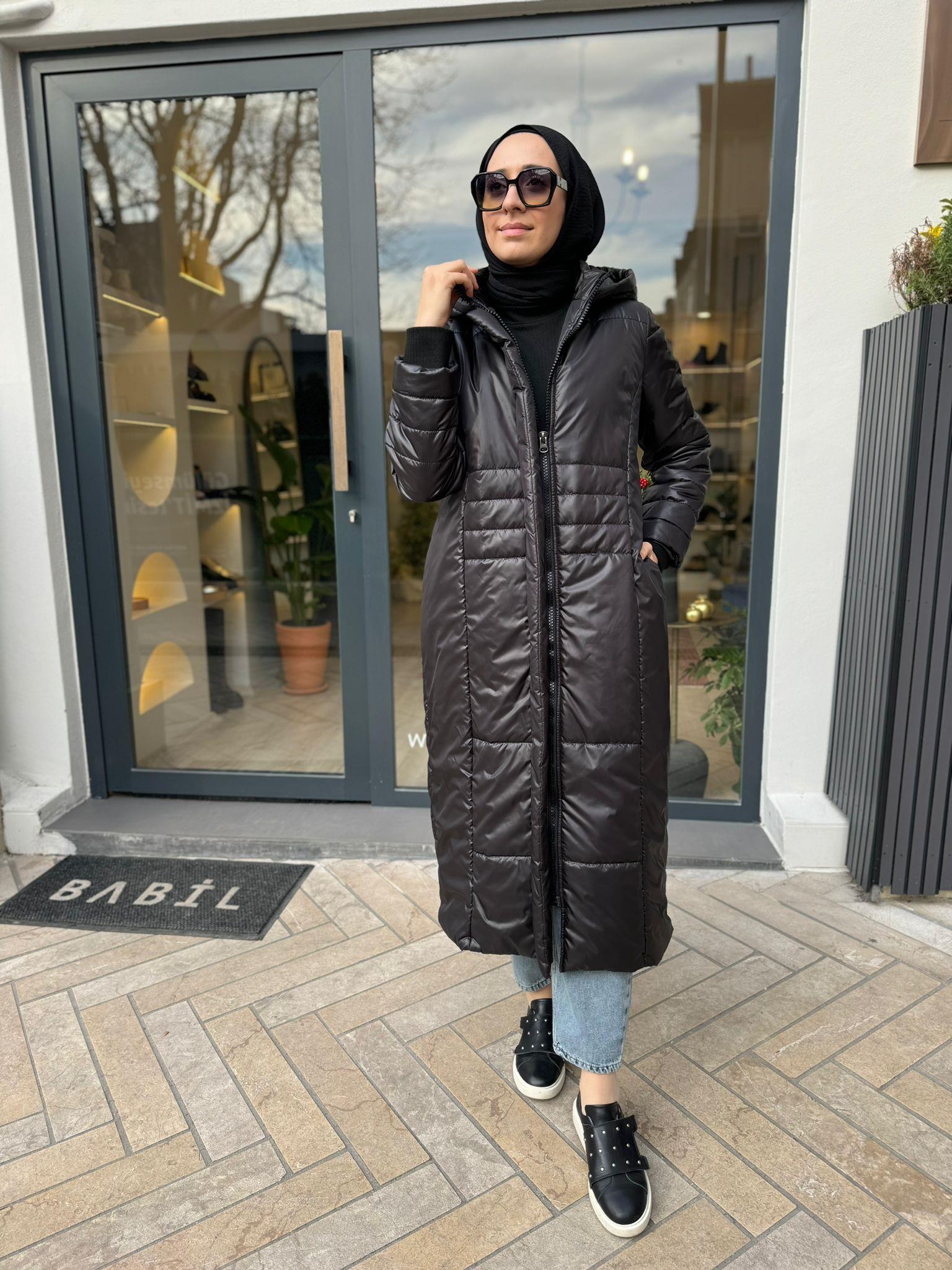 Dikiş Detaylı Kadın Şişme Mont Siyah