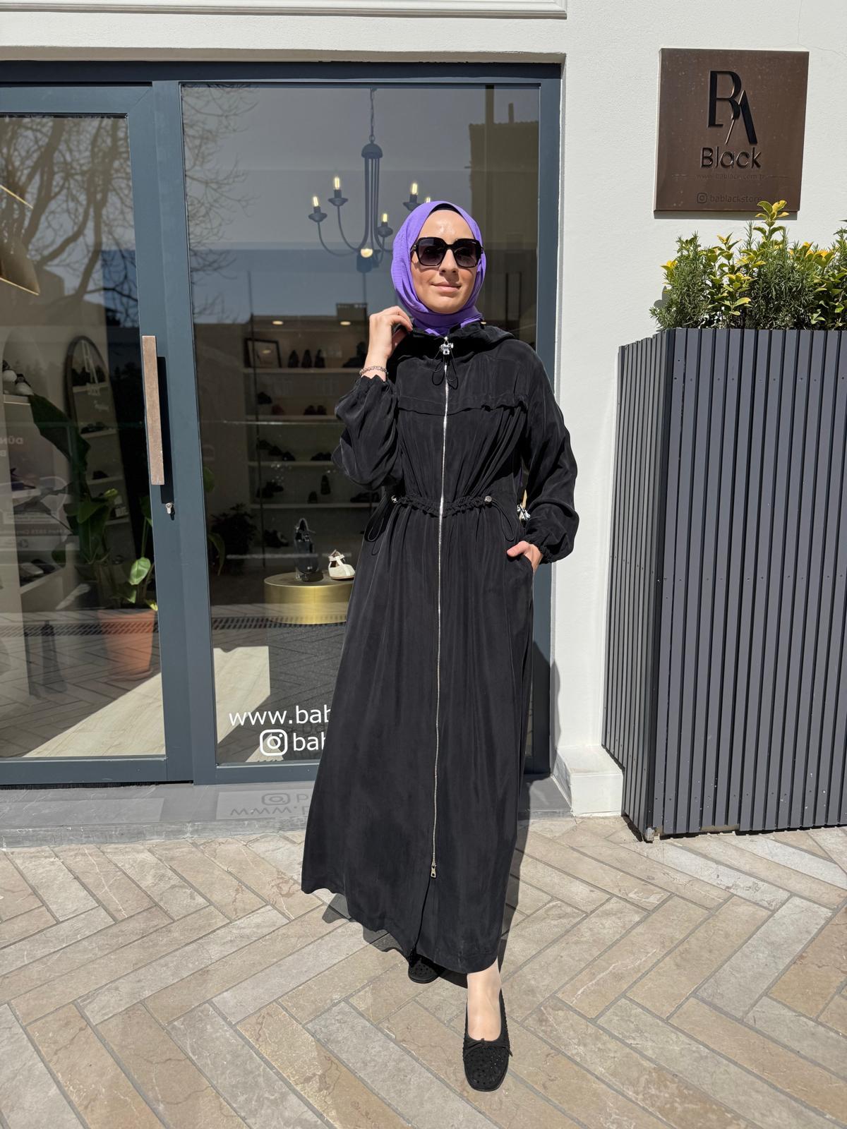 Yakası Ve Beli Sıkmalı Kadın Cupro Pardesü Siyah