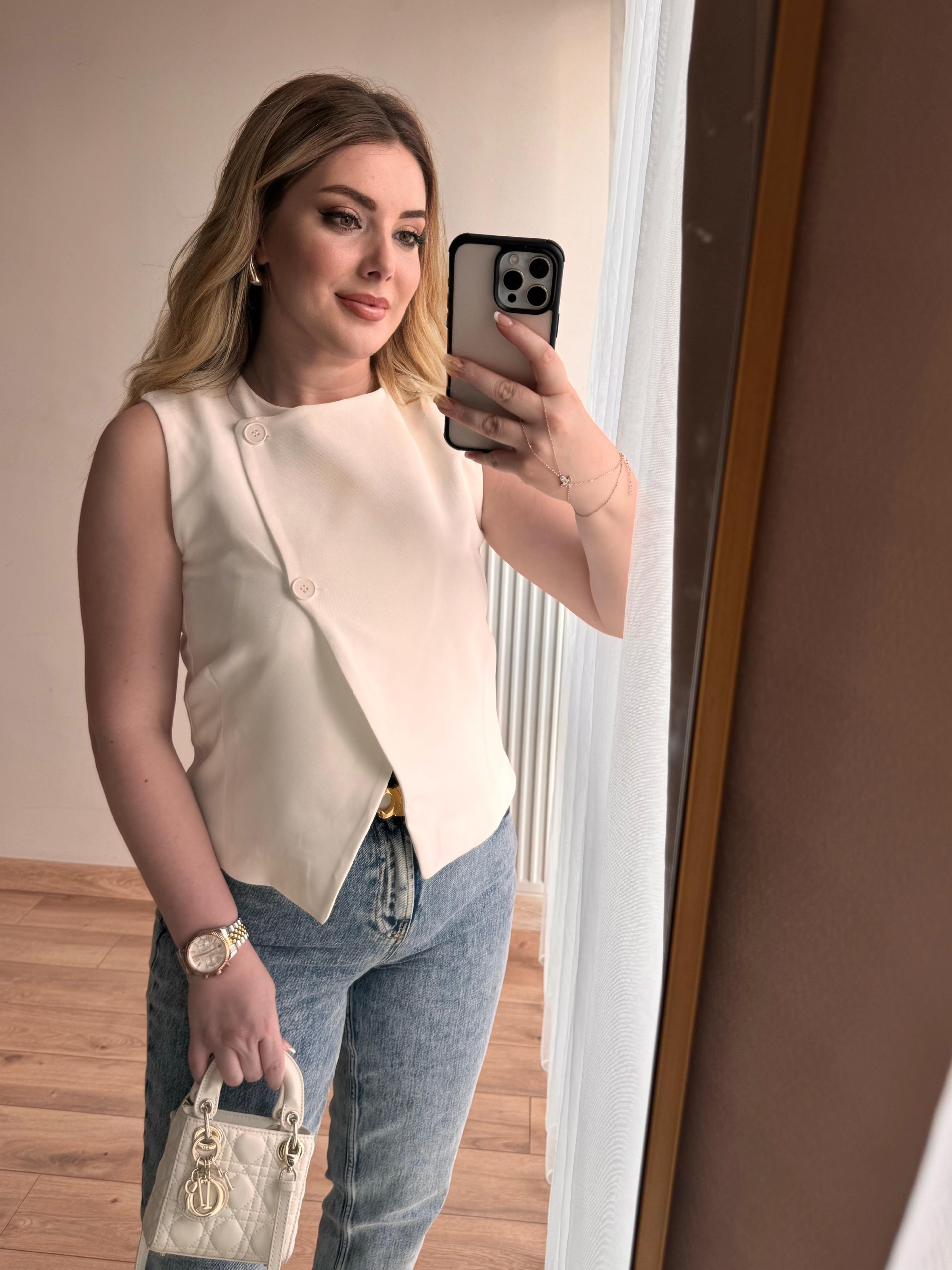 Düğme Detaylı Yelek - Beyaz
