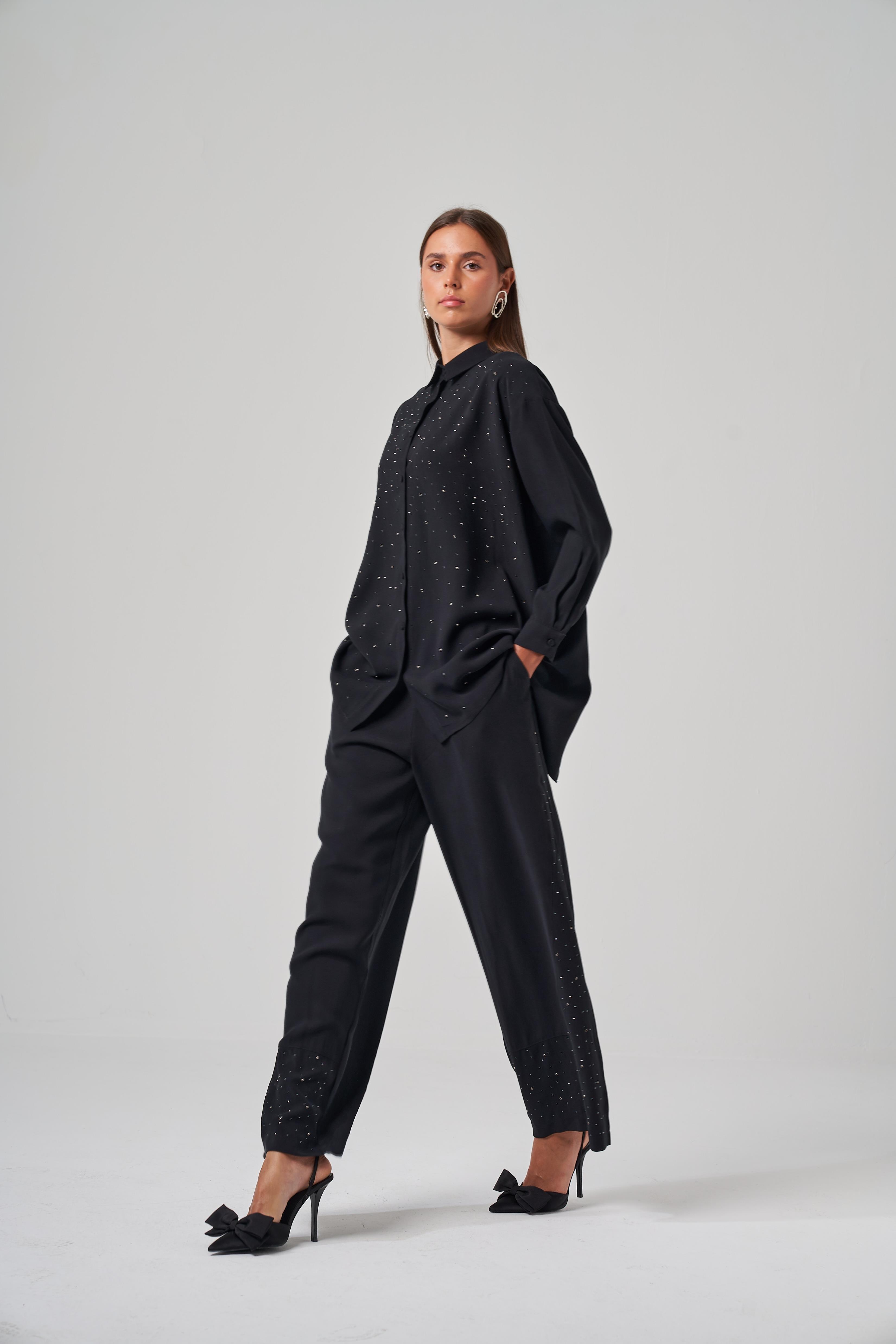 İşlemeli Takım-Siyah