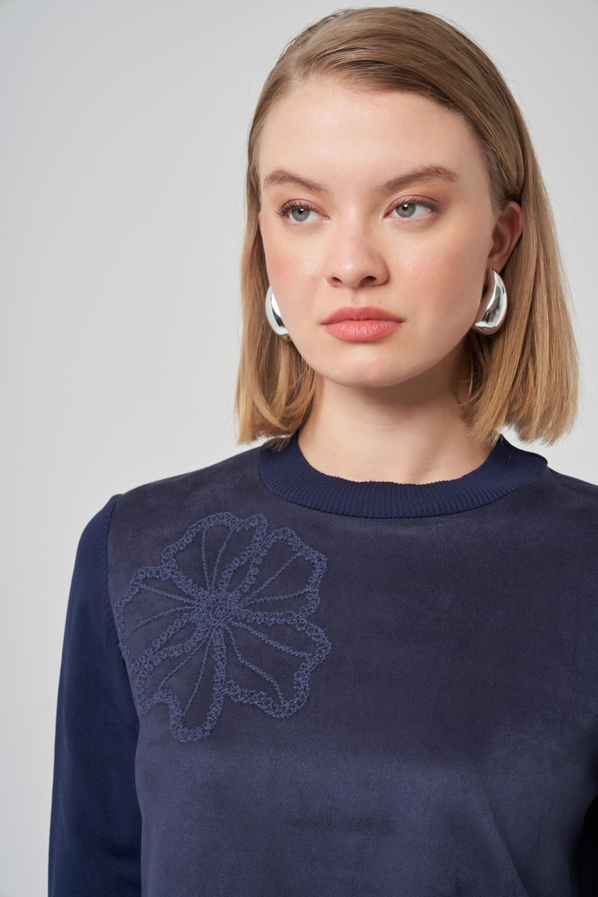 İşlemeli Tunik-Lacivert