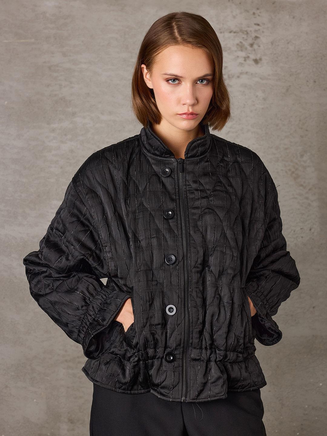 KAPİTONE KUMAŞ KISA MONT