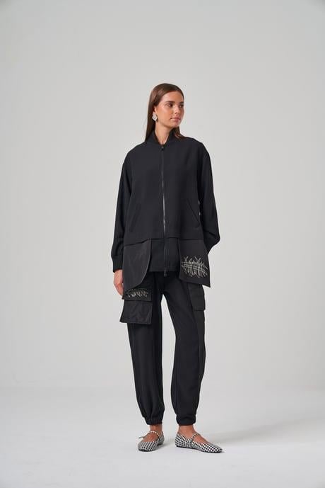 Paraşüt Detay İşlemeli Pantolonlu Takım-Siyah