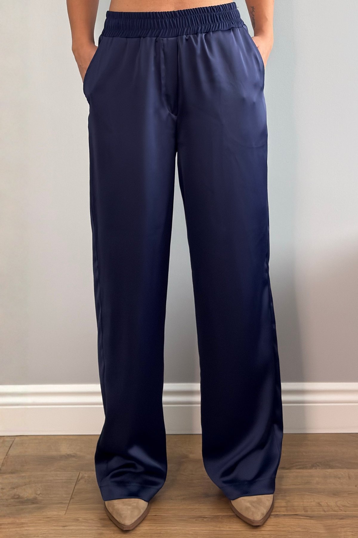 LASTİKLİ SATEN PANTOLON
