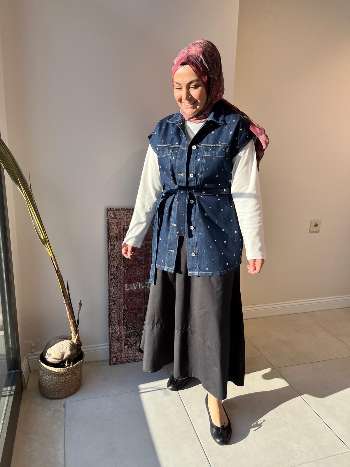 Zımbalı Kot Yelek