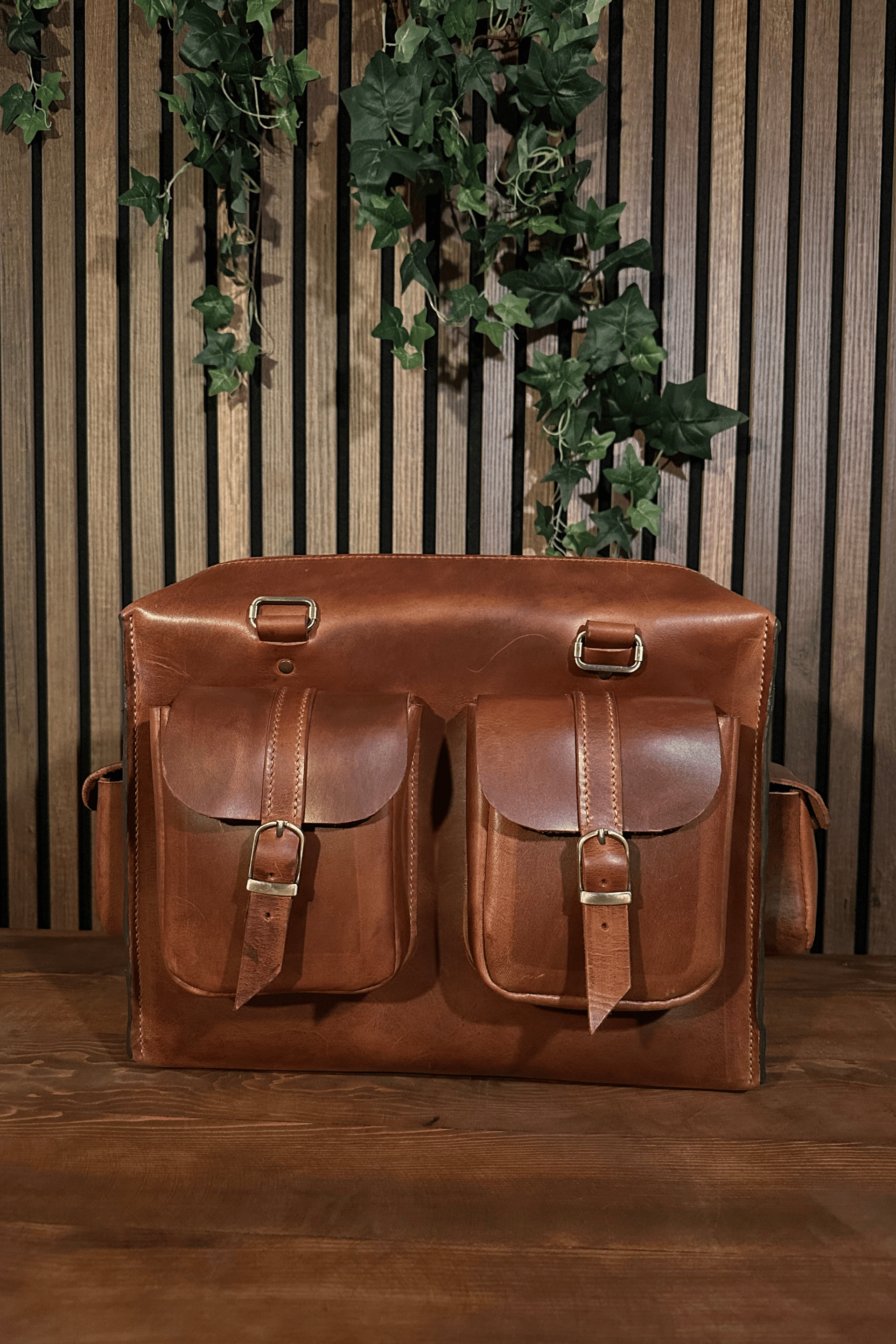 CAPELLA DERİ MESSENGER BAG