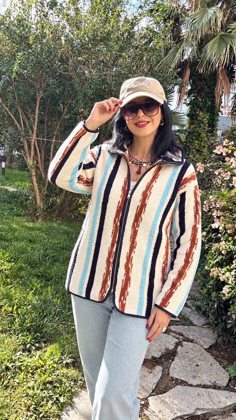 SWEATSHIRTMavi Çizgili Desenli Cepli Fermuarlı Yumuşak Dokulu Polar Sweatshirt