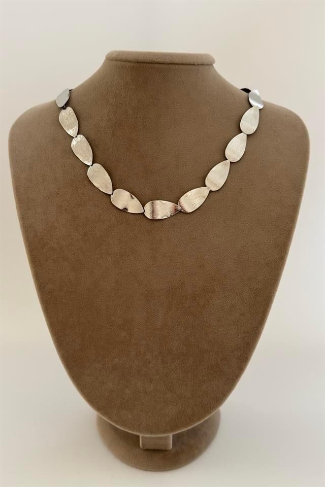 Damla Pul Motifli Silver Kolye