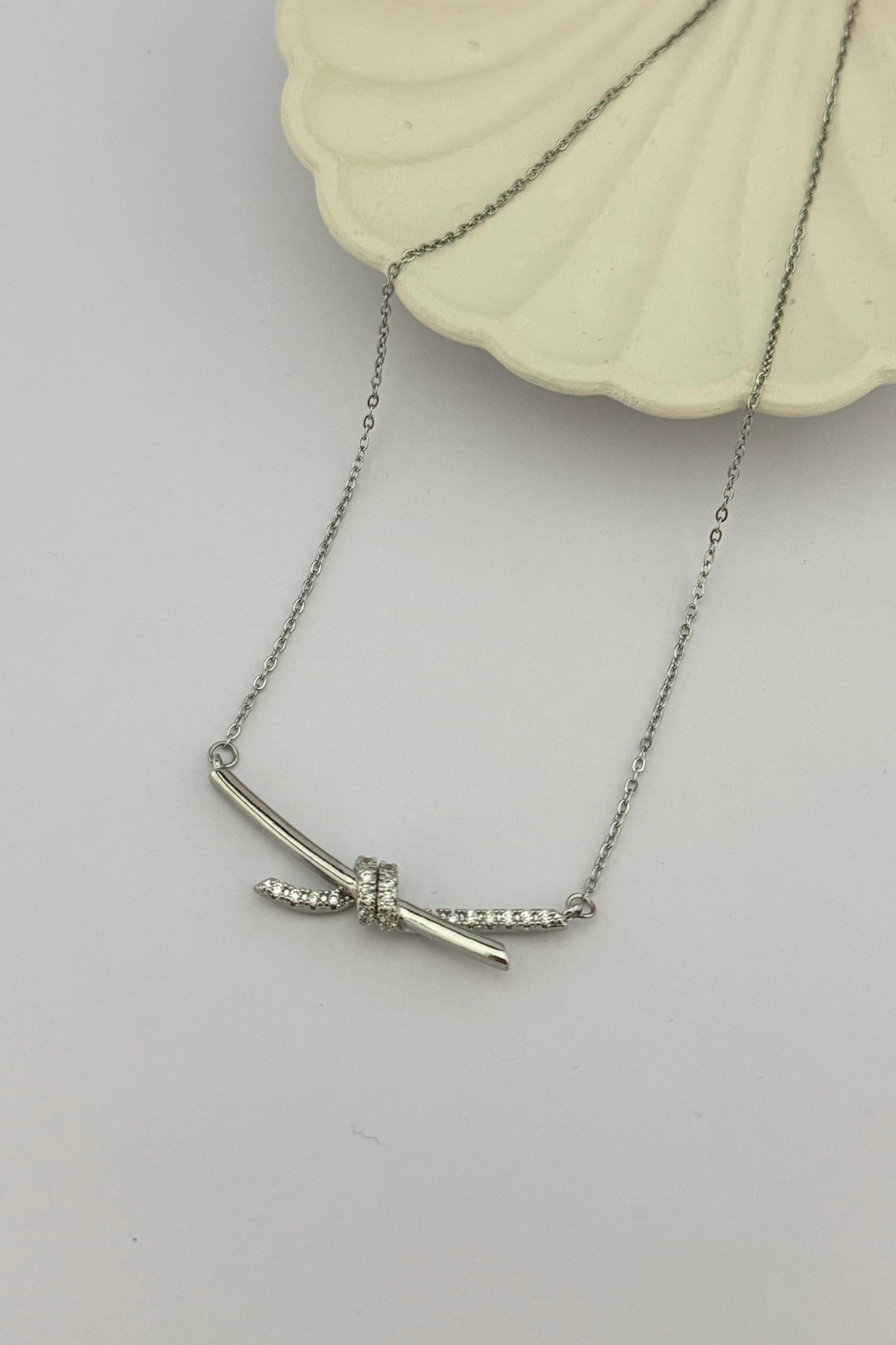 TF Knot Silver Kolye