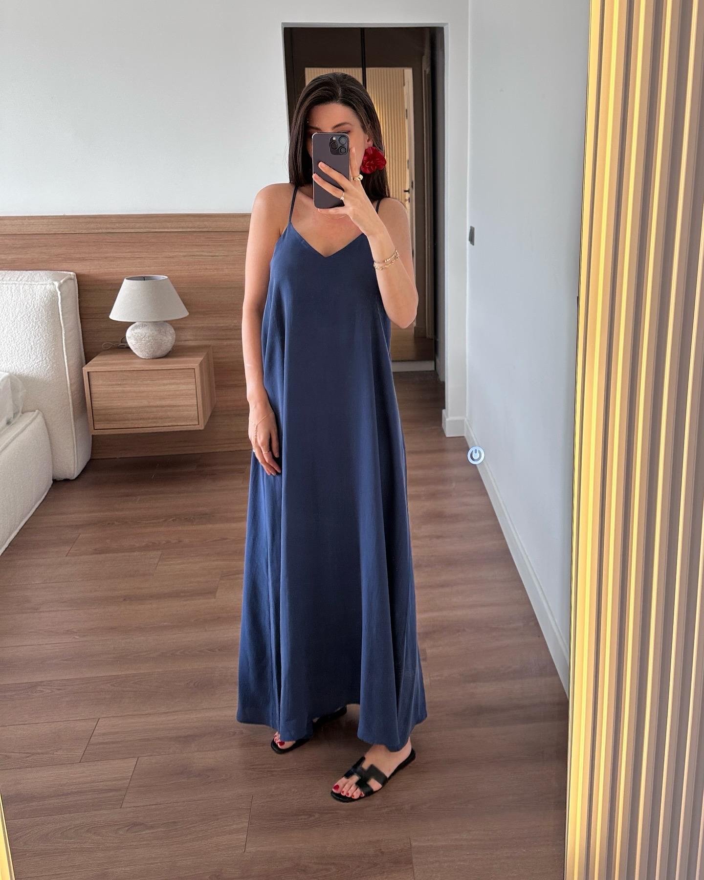 Askılı Lacivert Elbise 